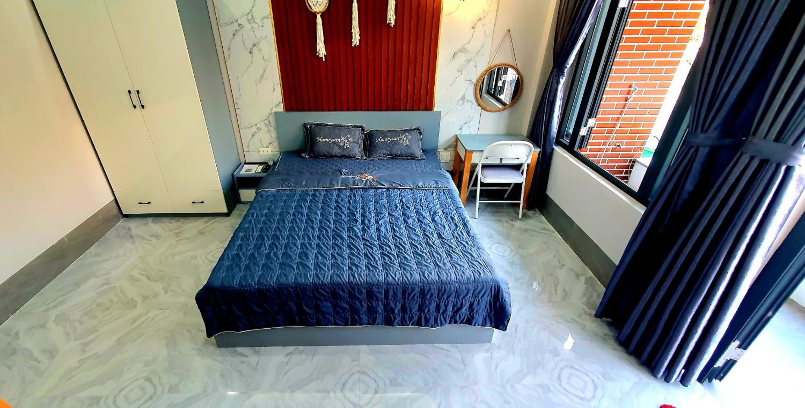Standard King Room photo 3
