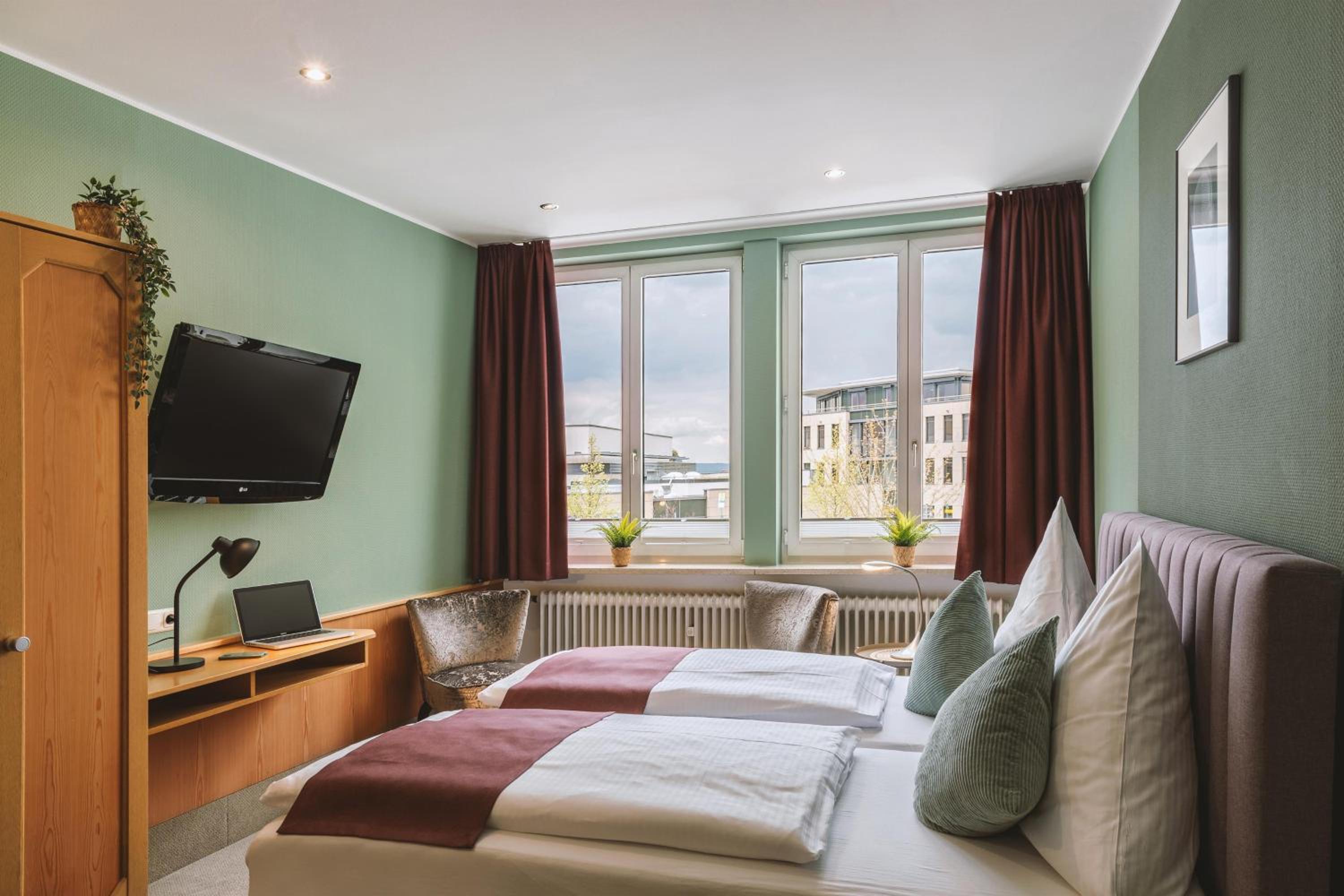 Deluxe Quadruple Room - Annex photo 2