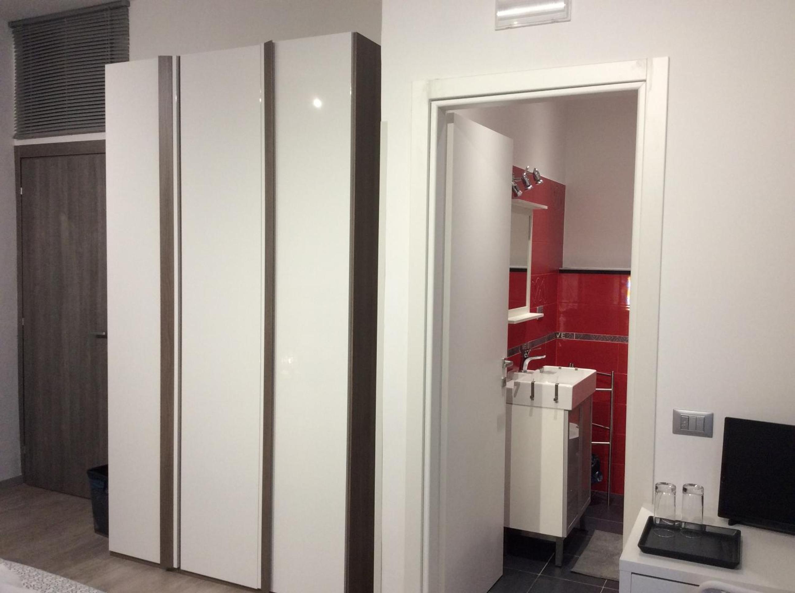 Double Room with Private Bathroom photo 3