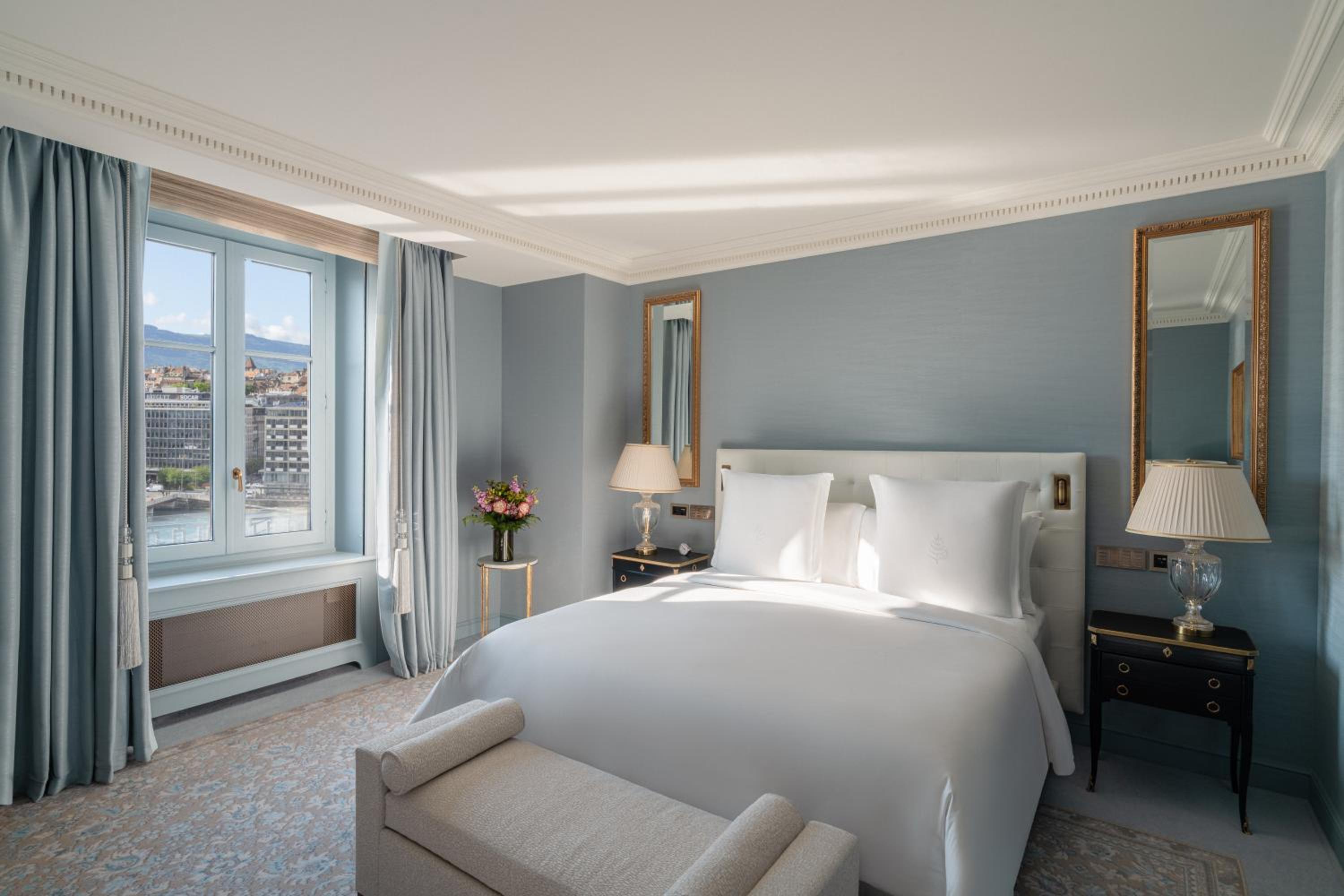 Four Seasons Room King