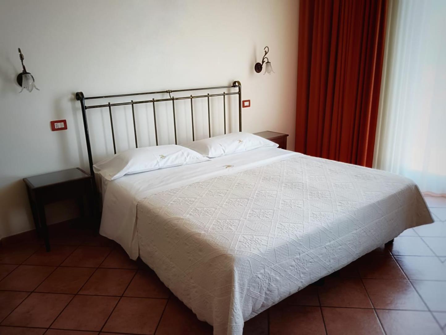 Double Room with Balcony photo 3