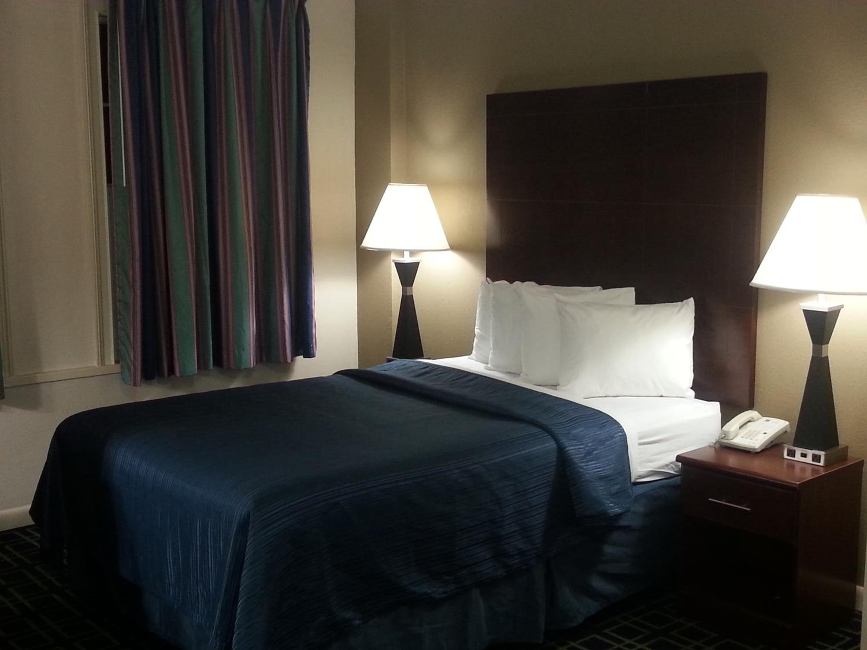 Business King Room