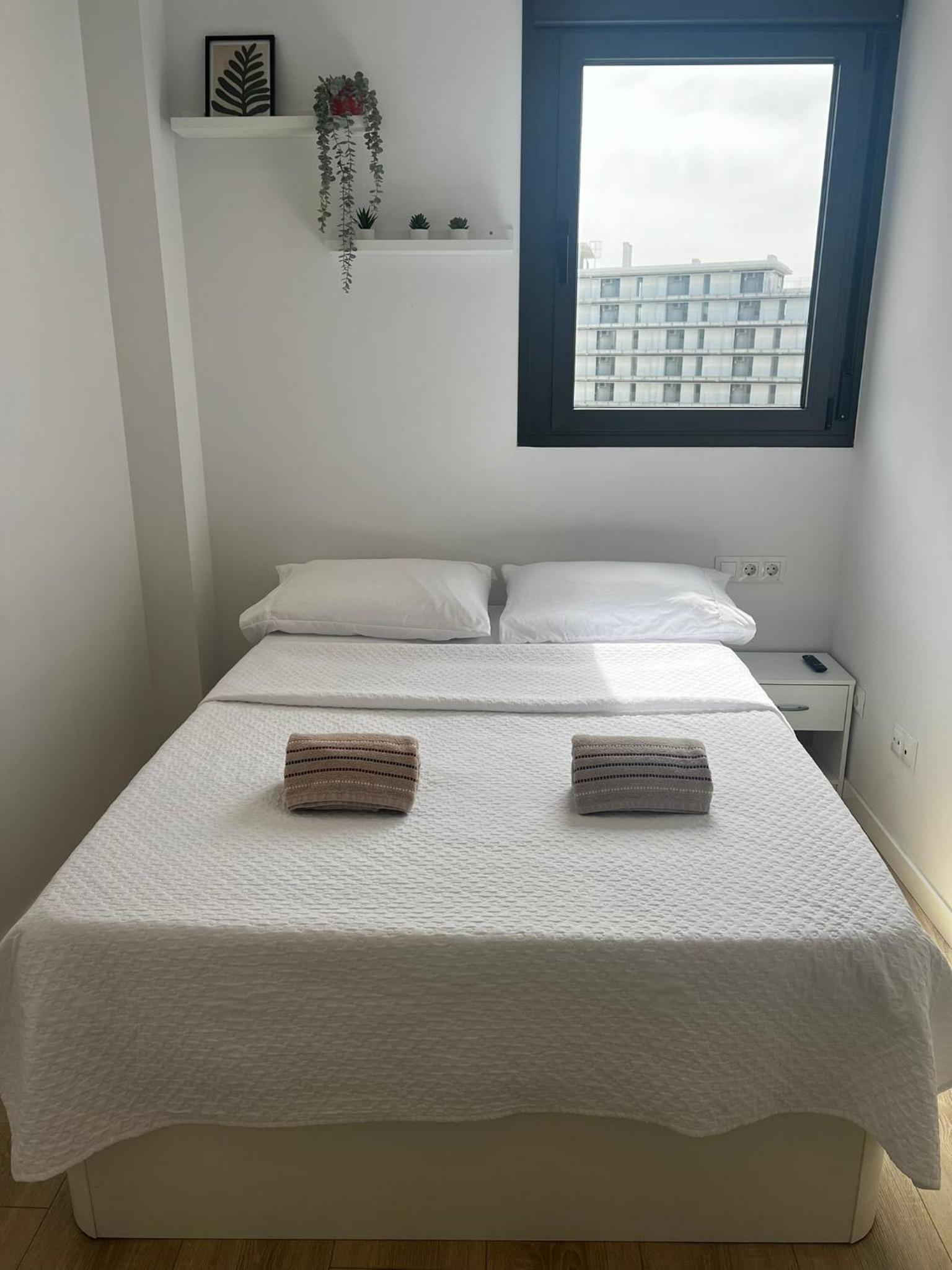 Double Room with Shared Bathroom photo 2