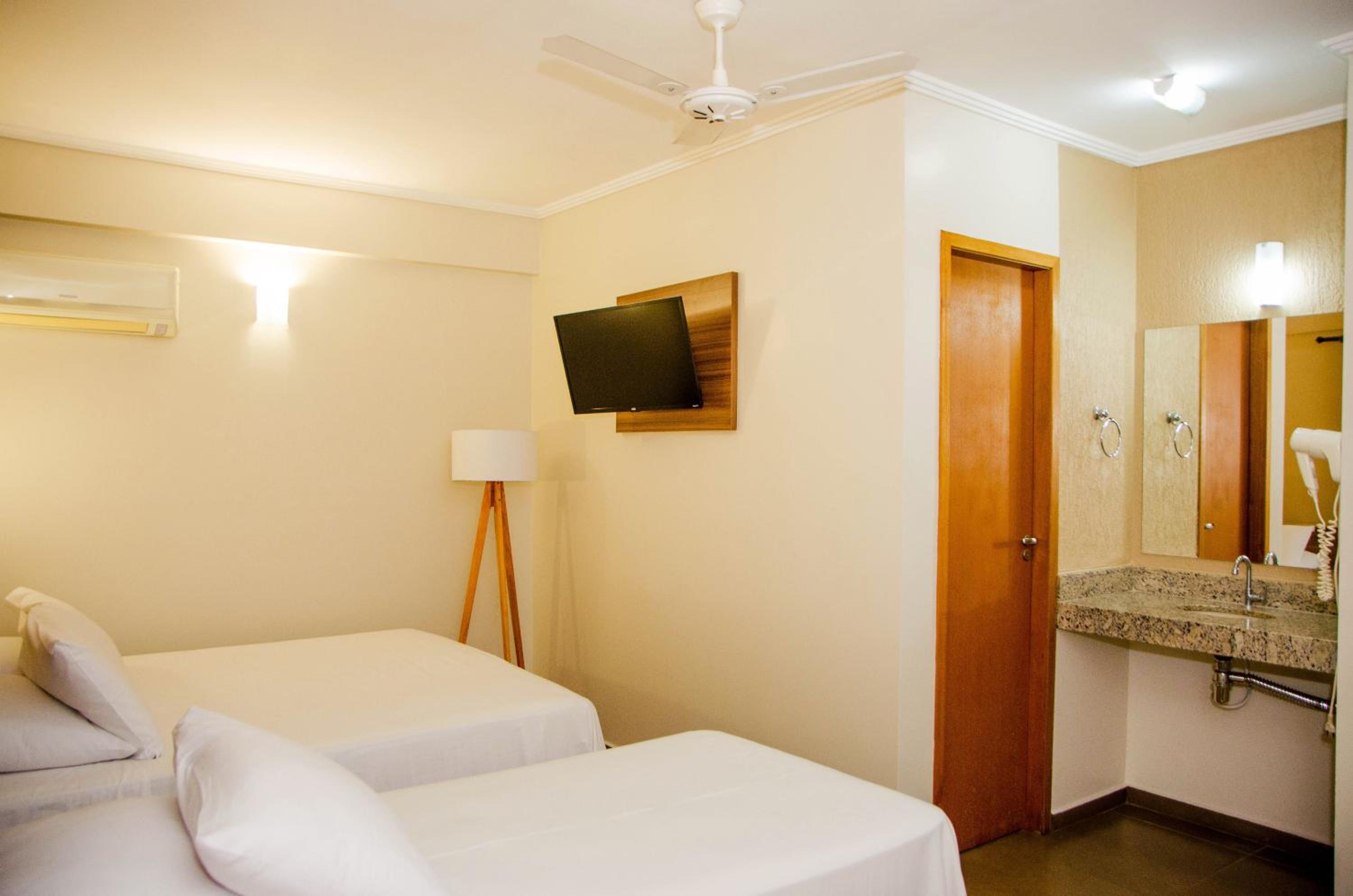 Superior Quadruple Room photo 1