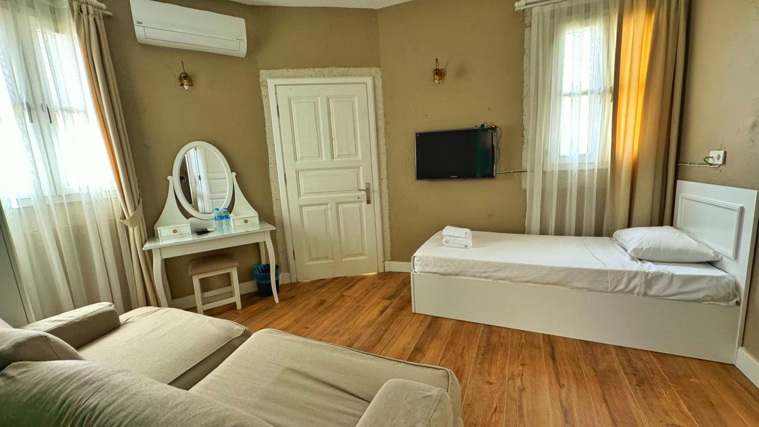 Royal Suite photo 3