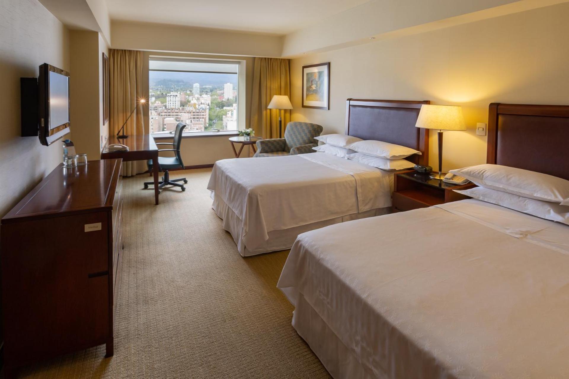 Guest room, 2 Twin/Single Bed(s), City view