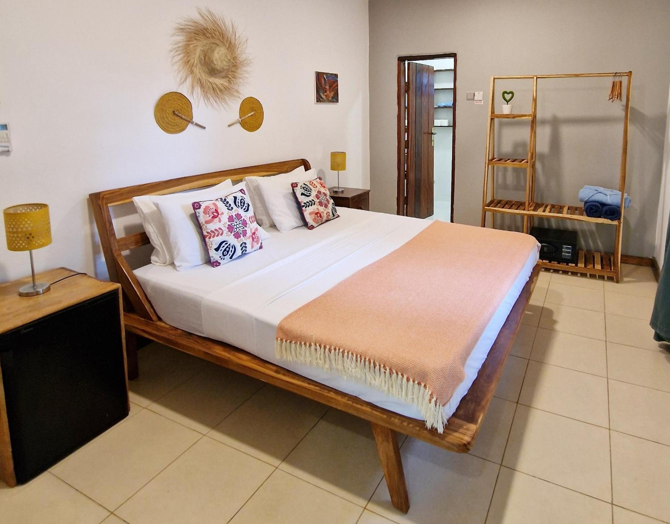 Standard Double Room with Garden View