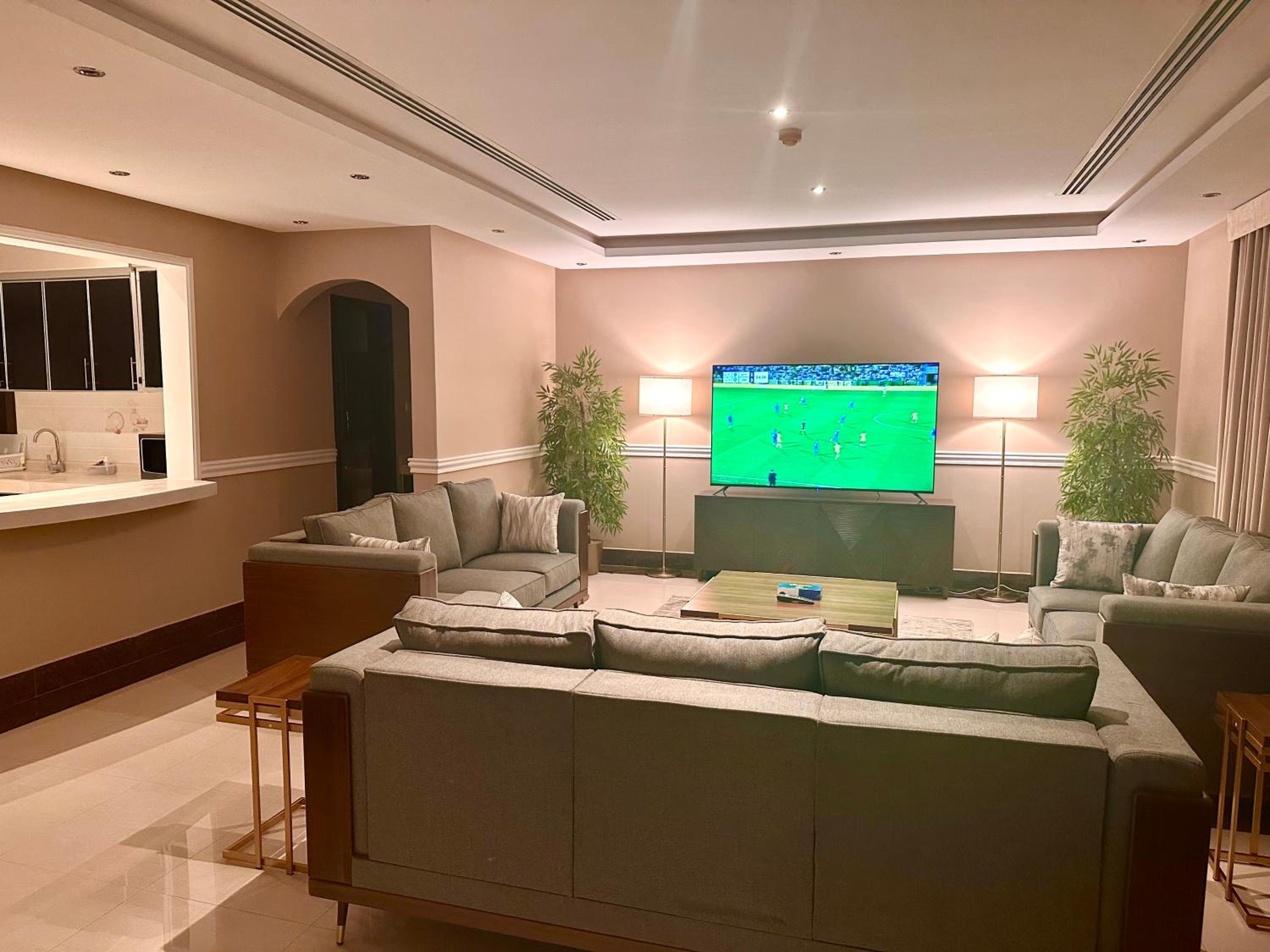 Executive Suite photo 2