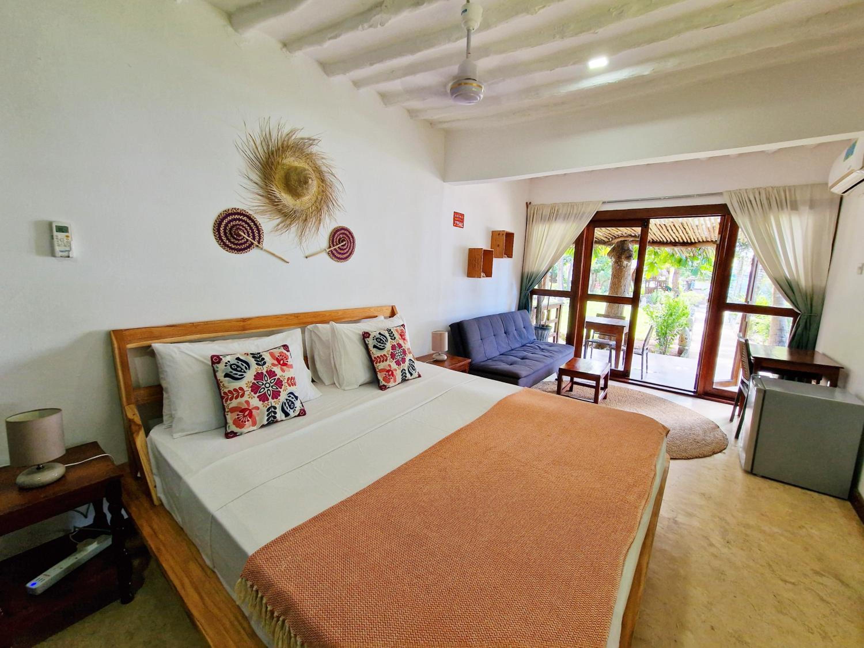 Double Room with Sea and Garden View photo 1