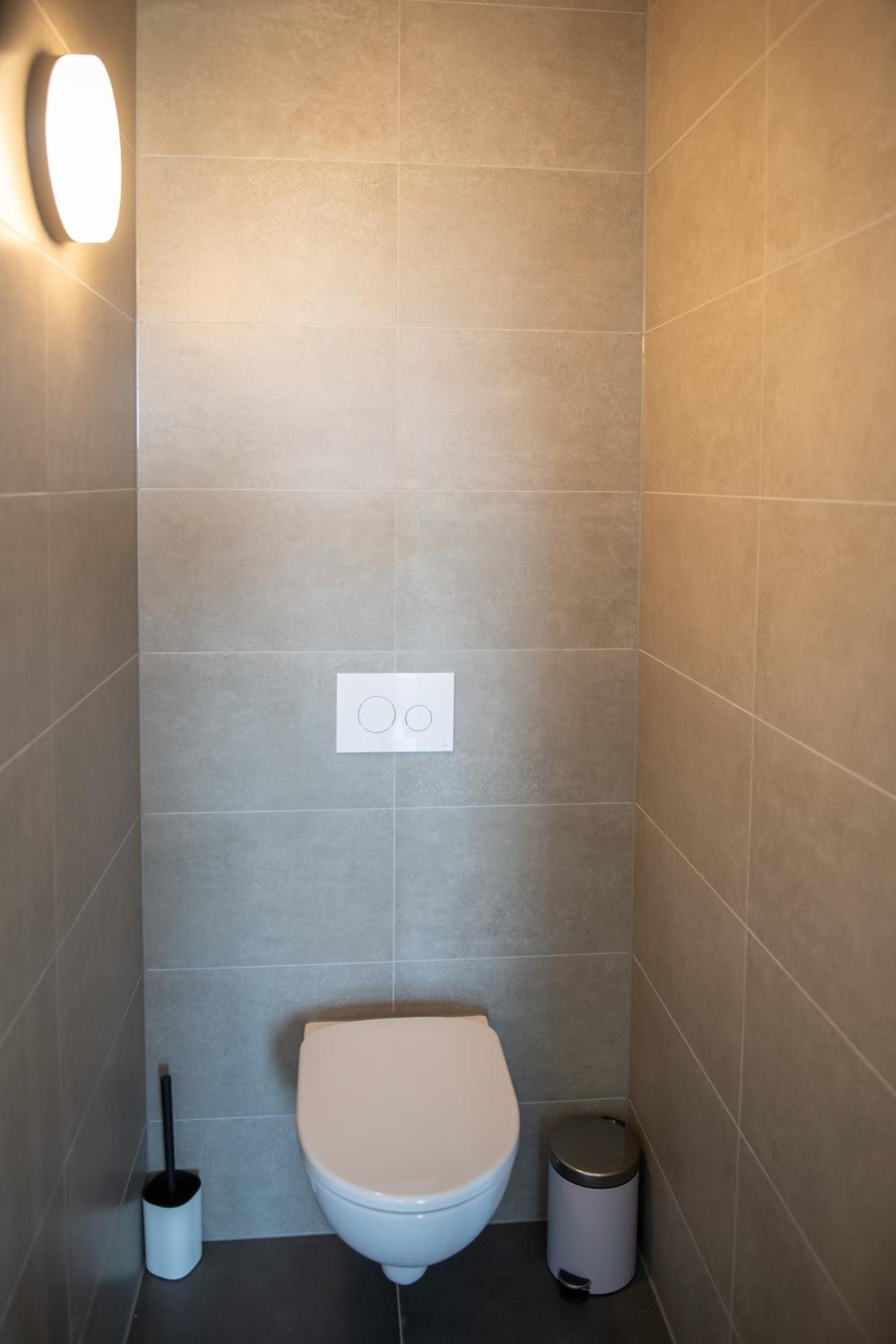 Apartment with Terrace - Photo 22