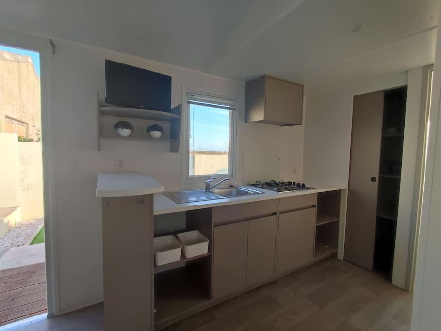 Two-Bedroom House photo 3