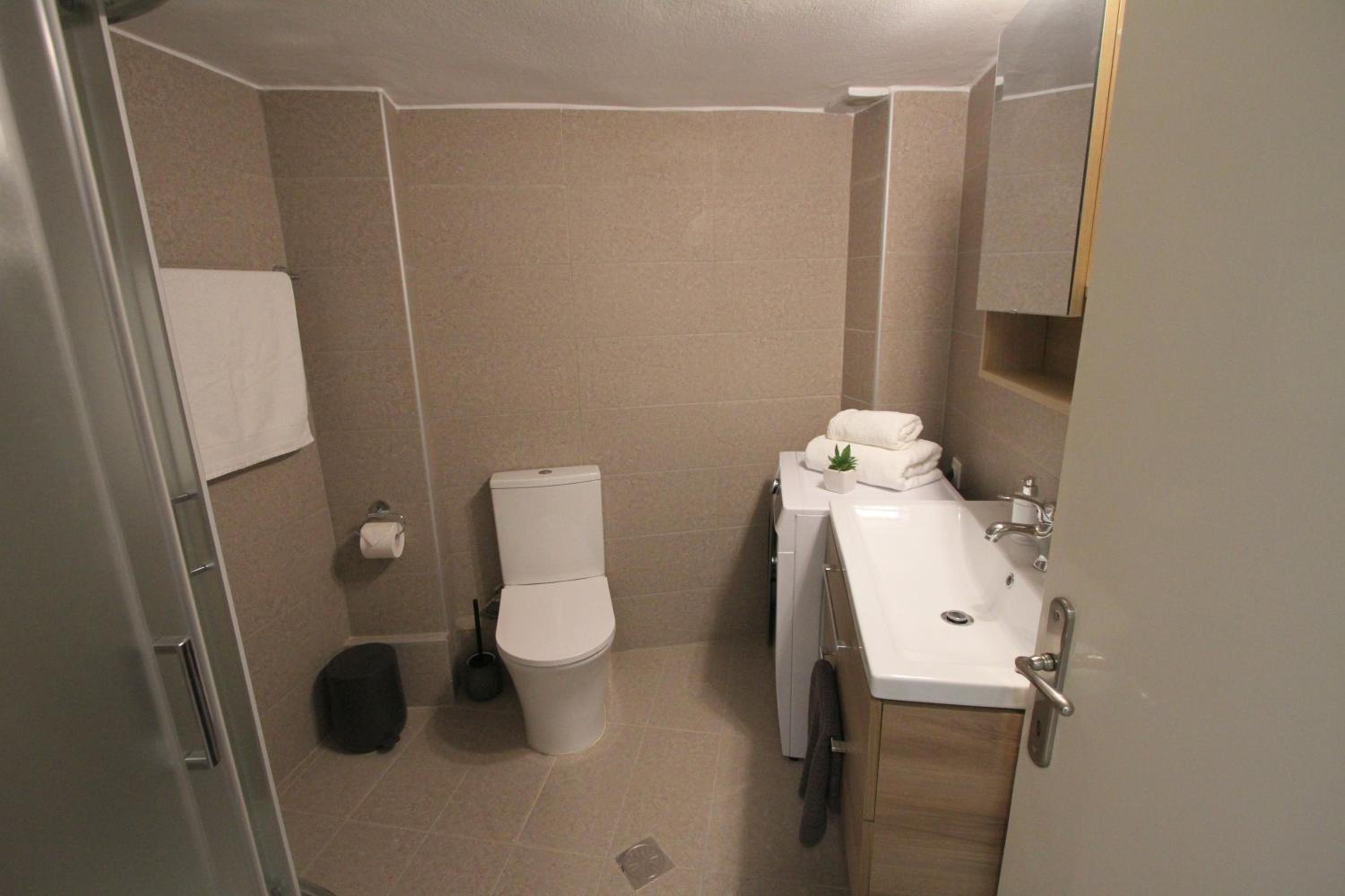 Two-Bedroom Apartment photo 2