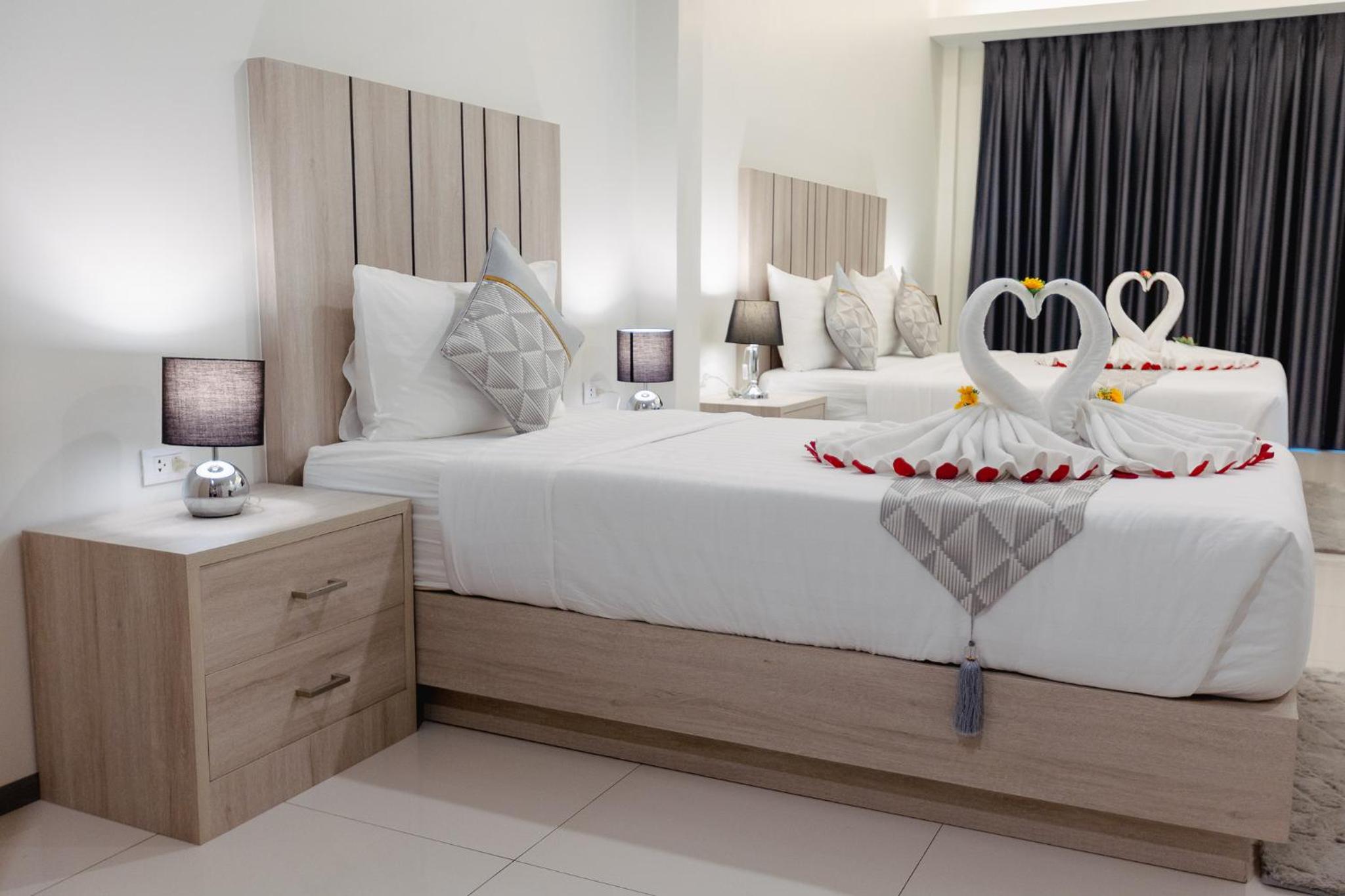 Suite with Terrace - Photo 11