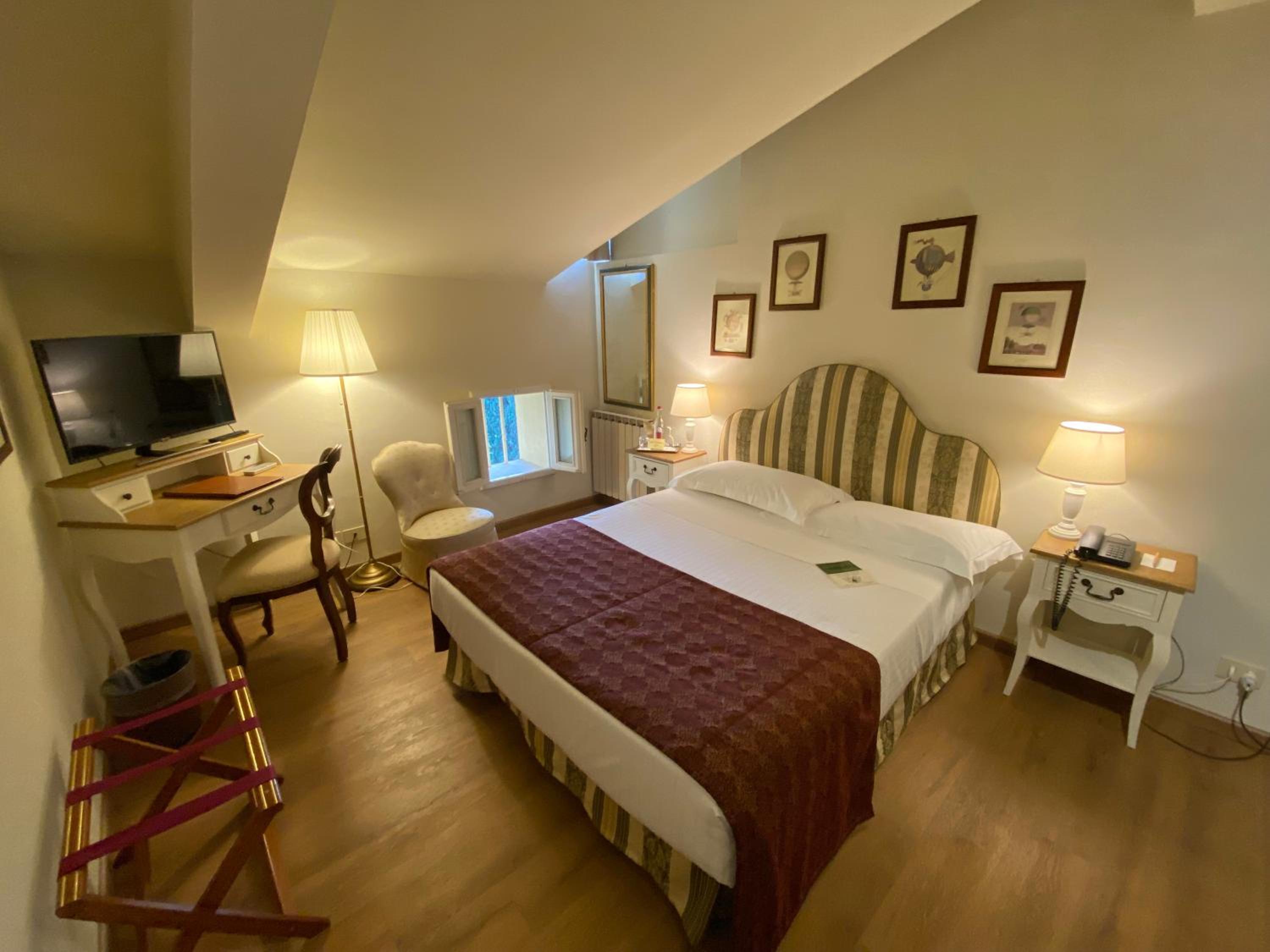 Single Room photo 1