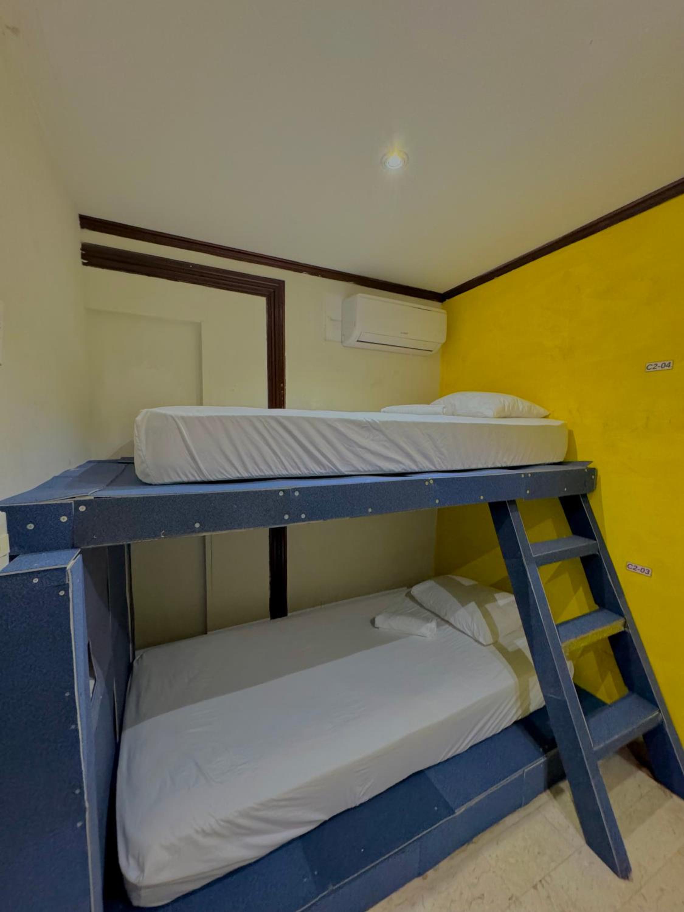4-Bed Mixed Dormitory Room photo 2