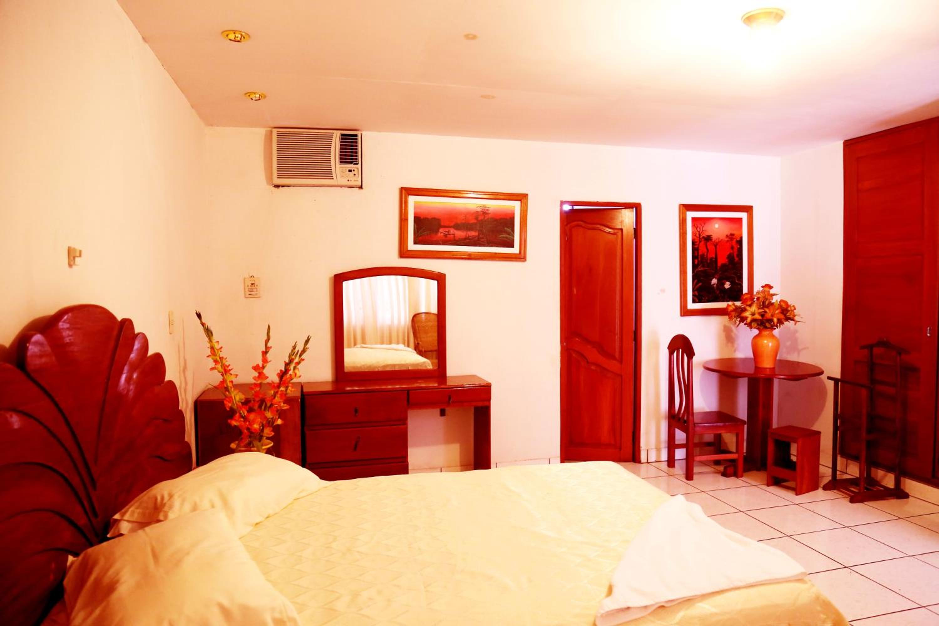 Standard Double Room photo 2