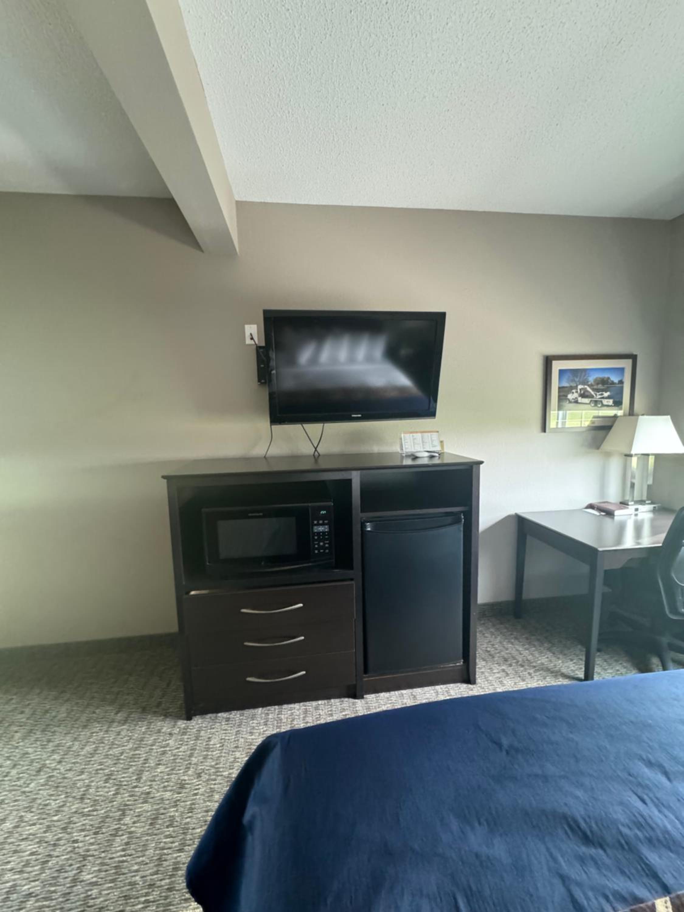 King Suite with Spa Bath photo 1