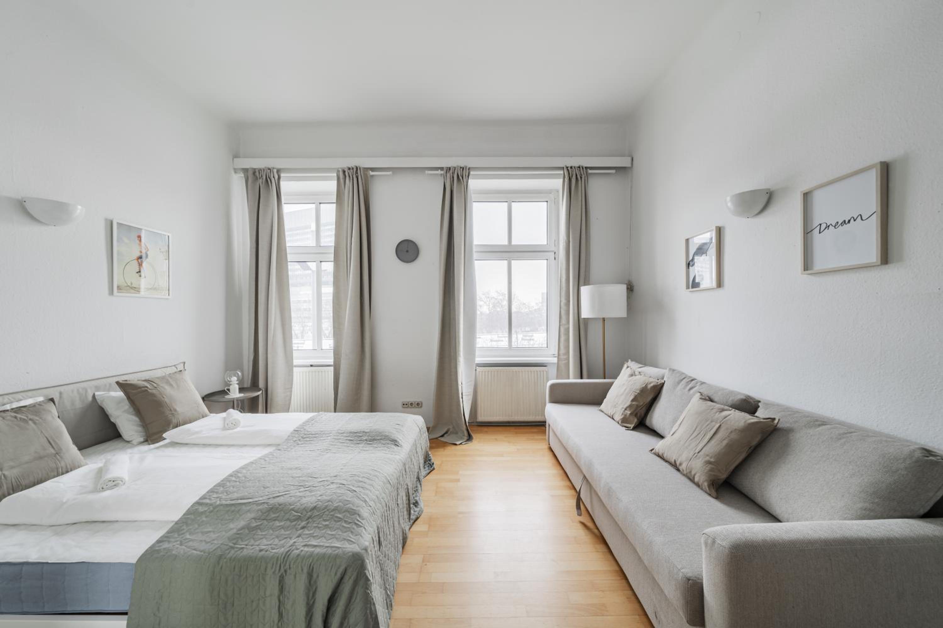 Studio Apartment