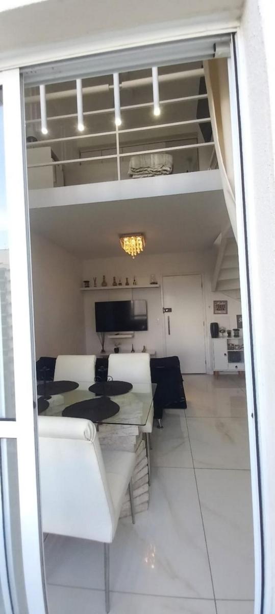 Apartment - Split Level - Photo 1