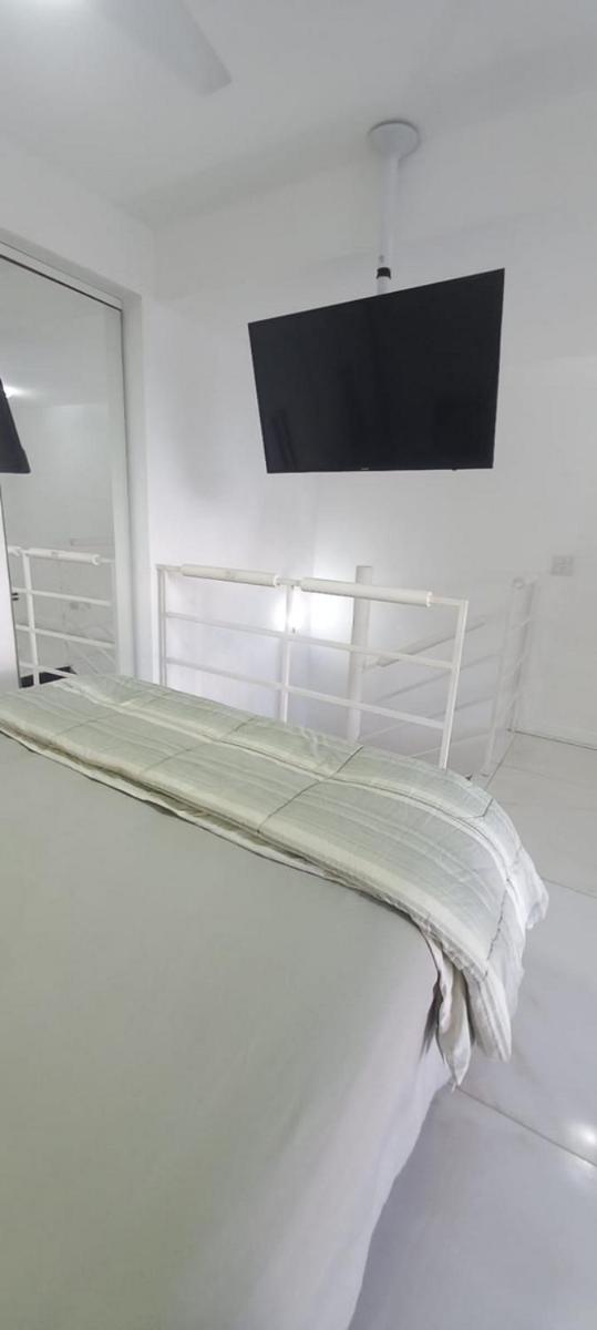 Apartment - Split Level - Photo 8