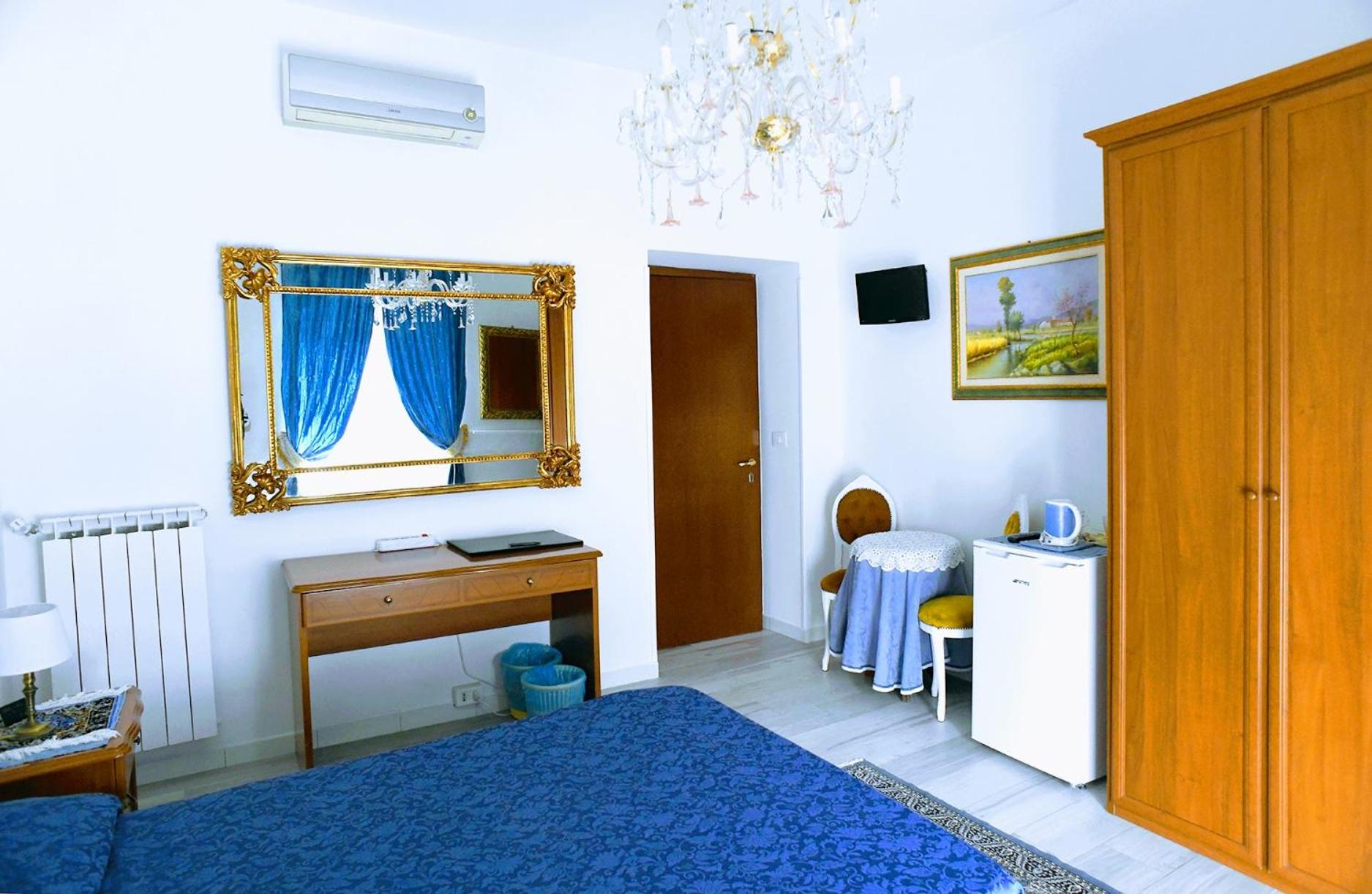 Double Room photo 2