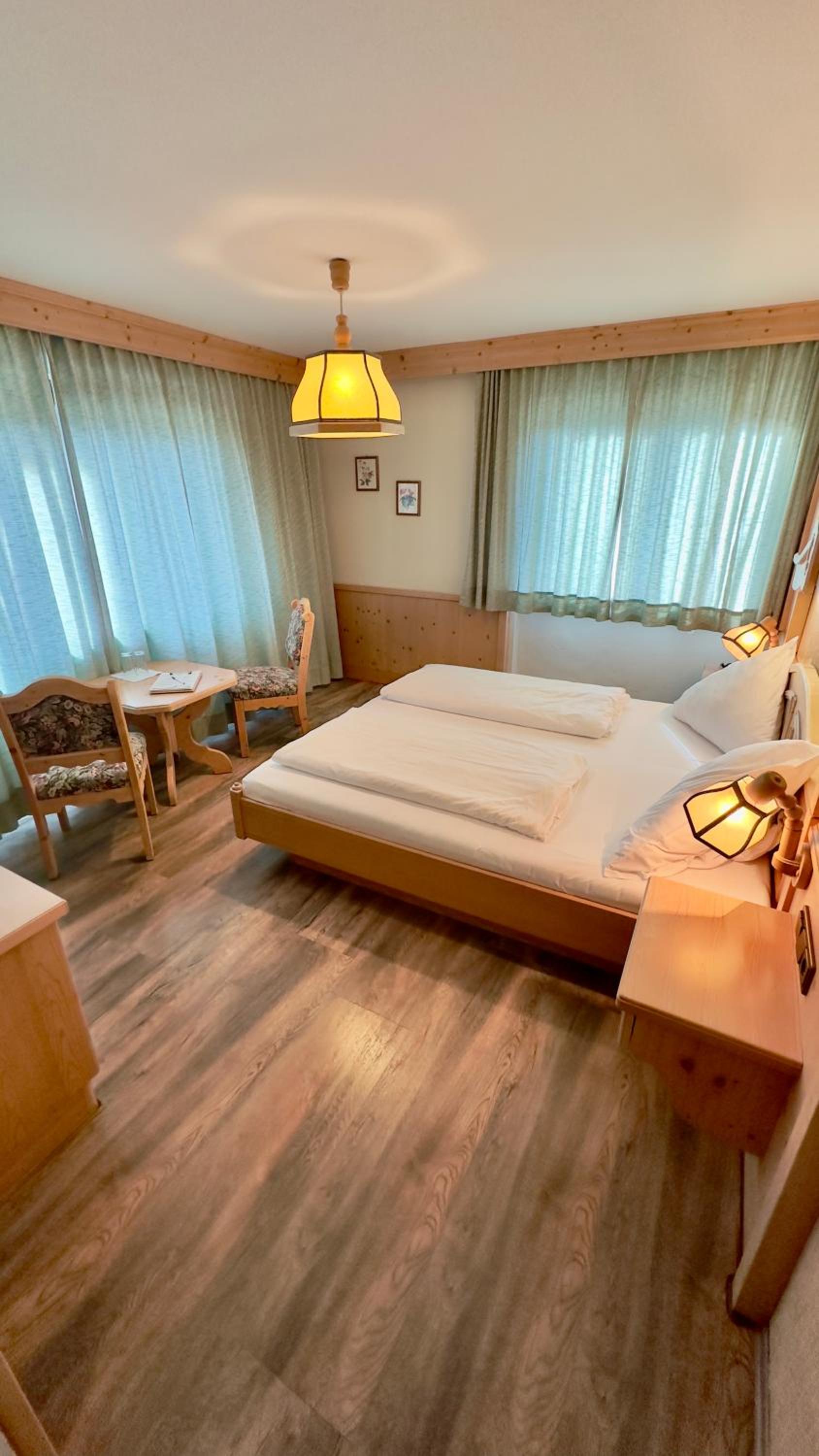 Double Room with South View - Photo 1