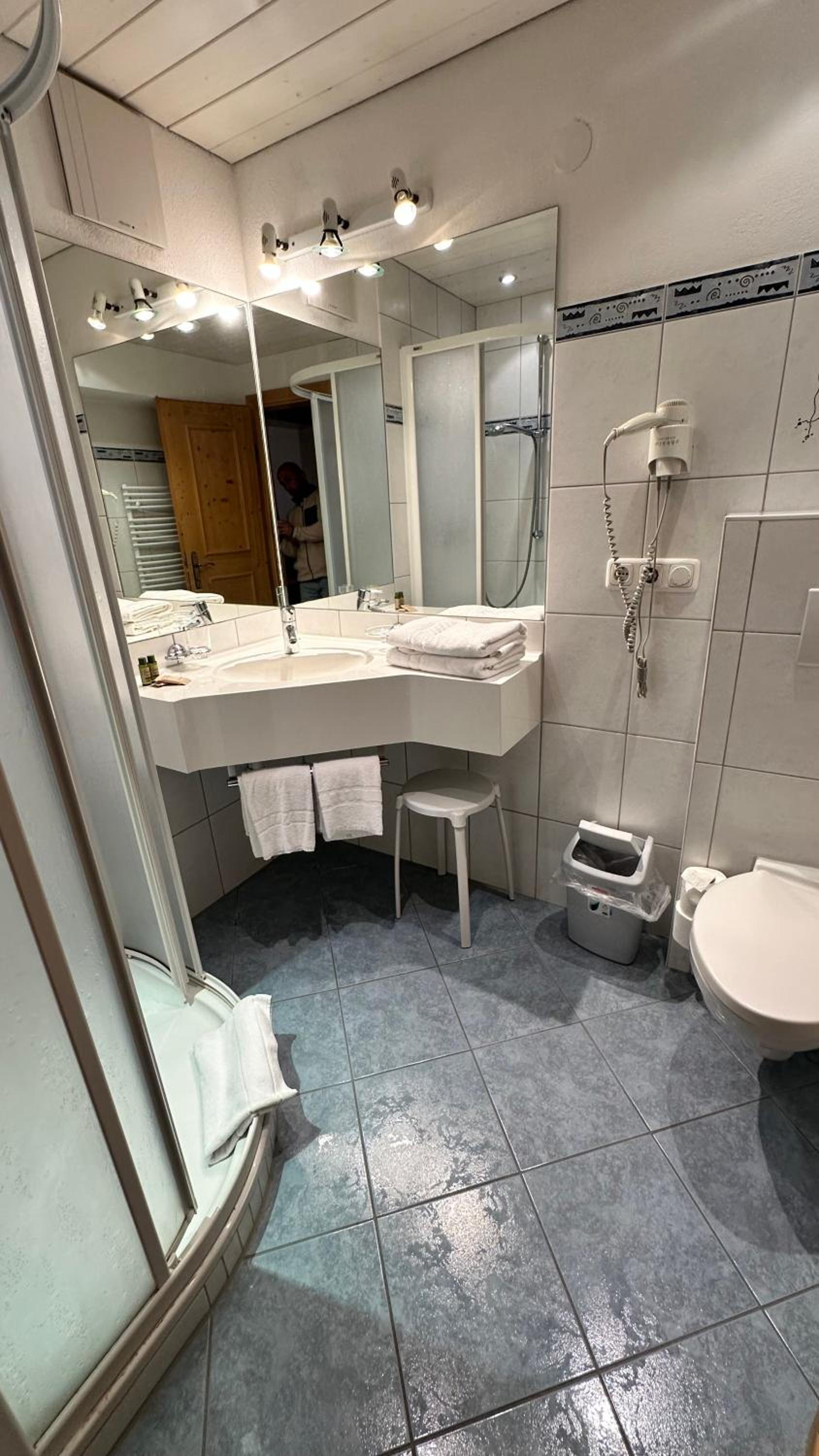 Double Room with Balcony and West View - Photo 2