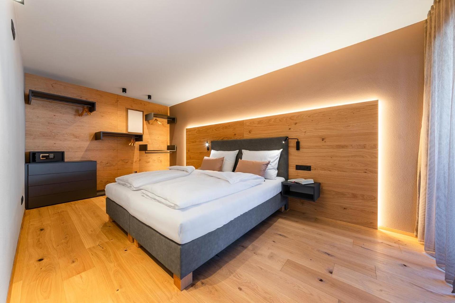 Superior Apartment