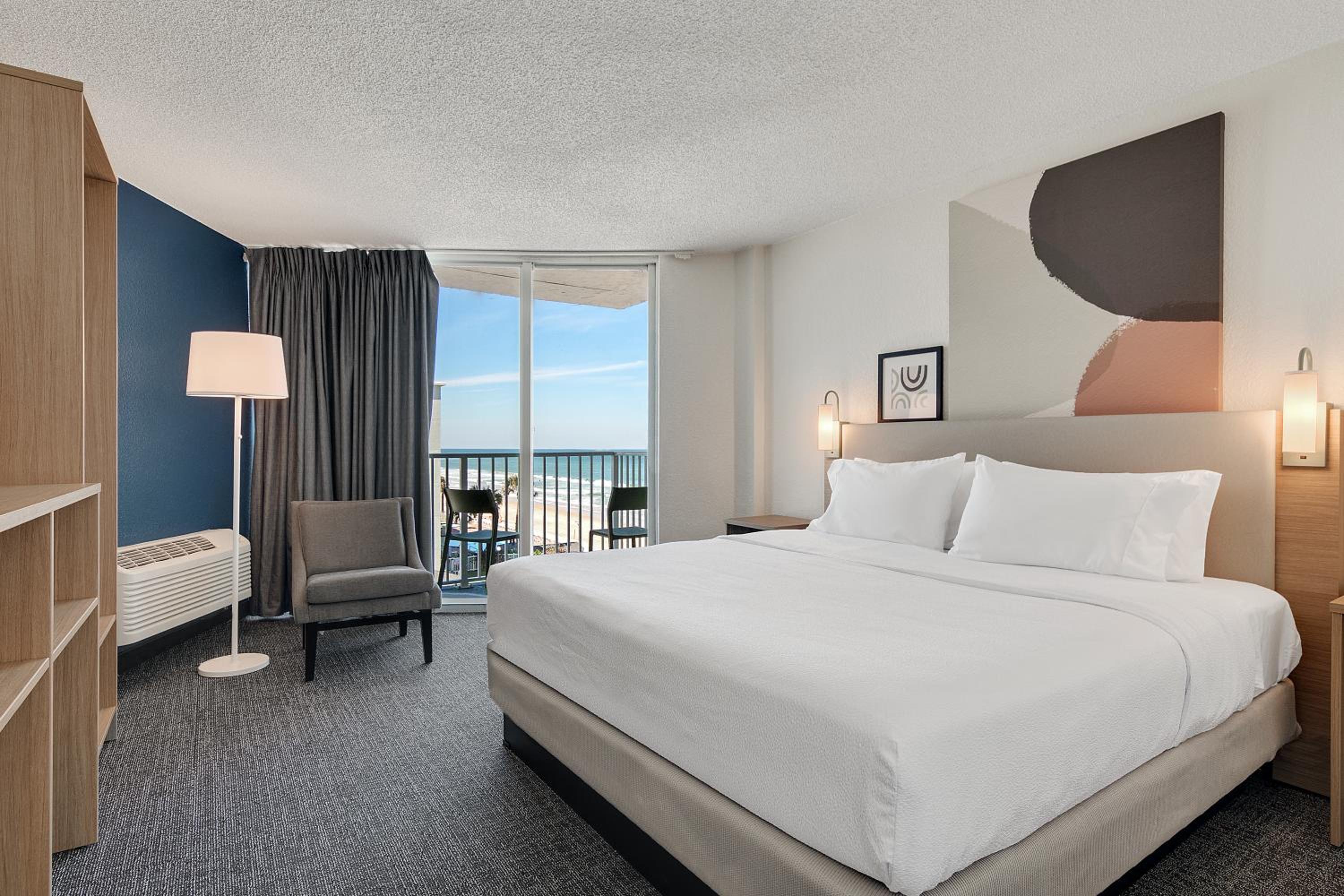 King Suite - Photo 5