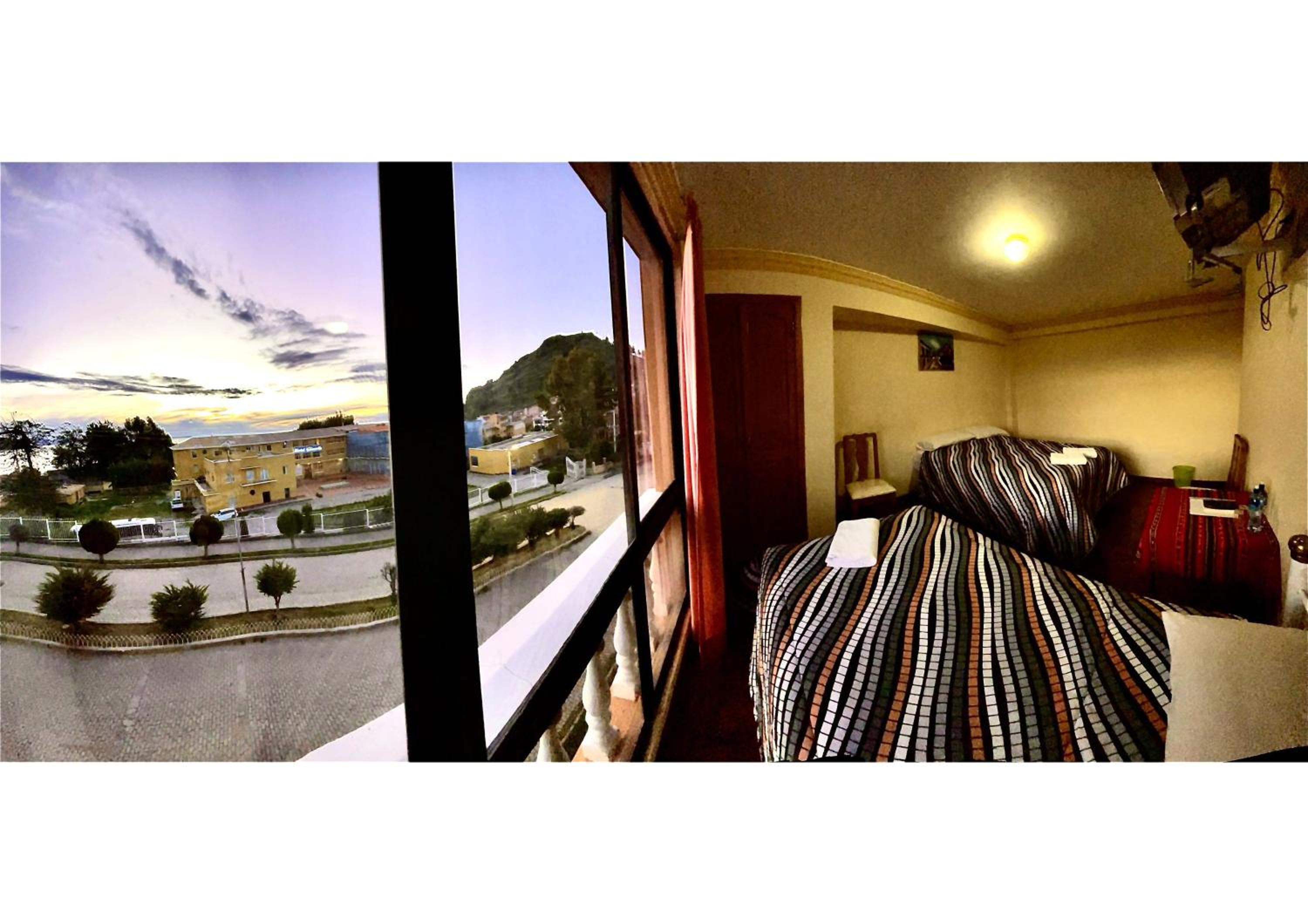 Triple Room with Bathroom photo 2