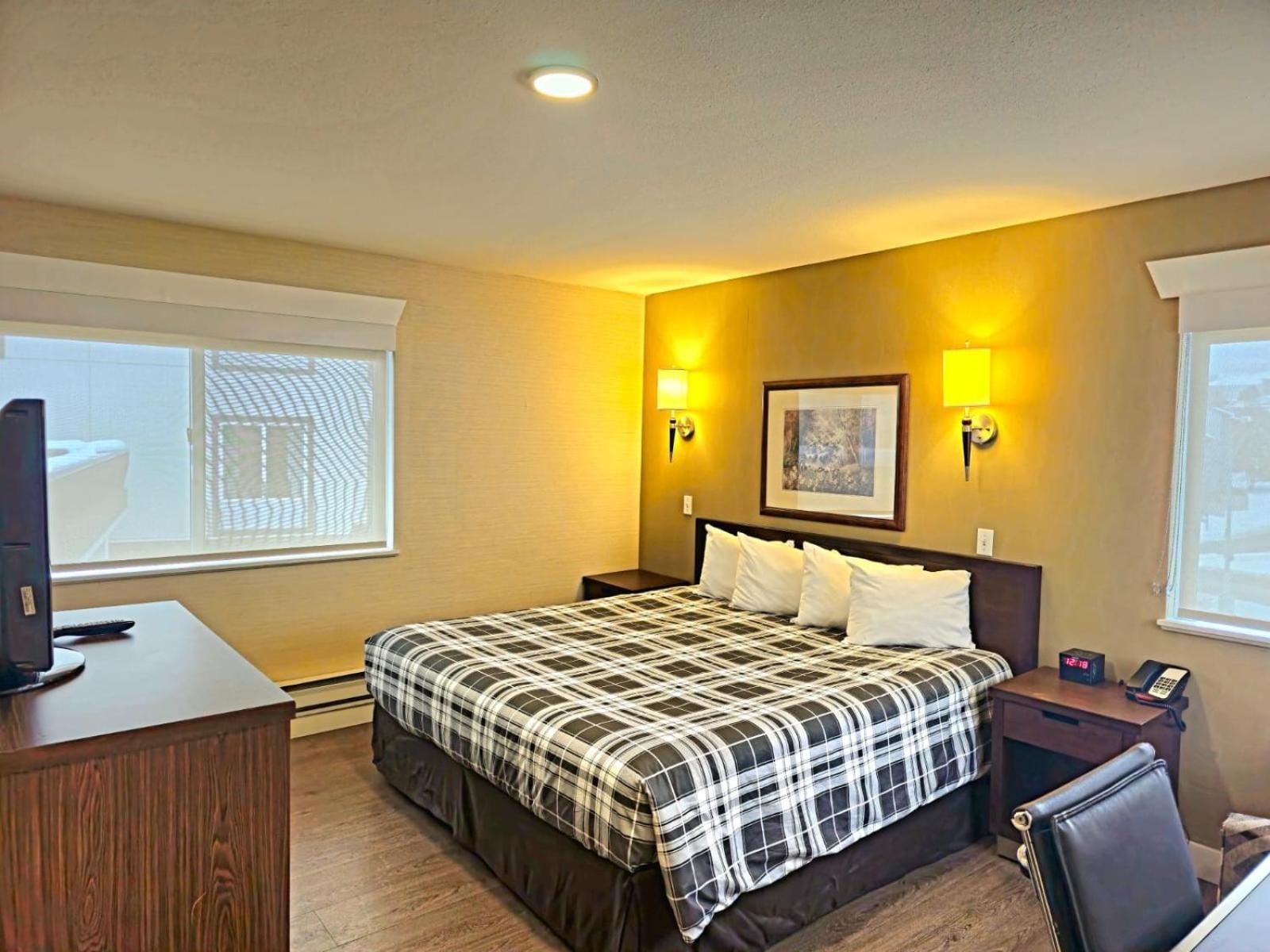 King Room - Non Smoking - Photo 2
