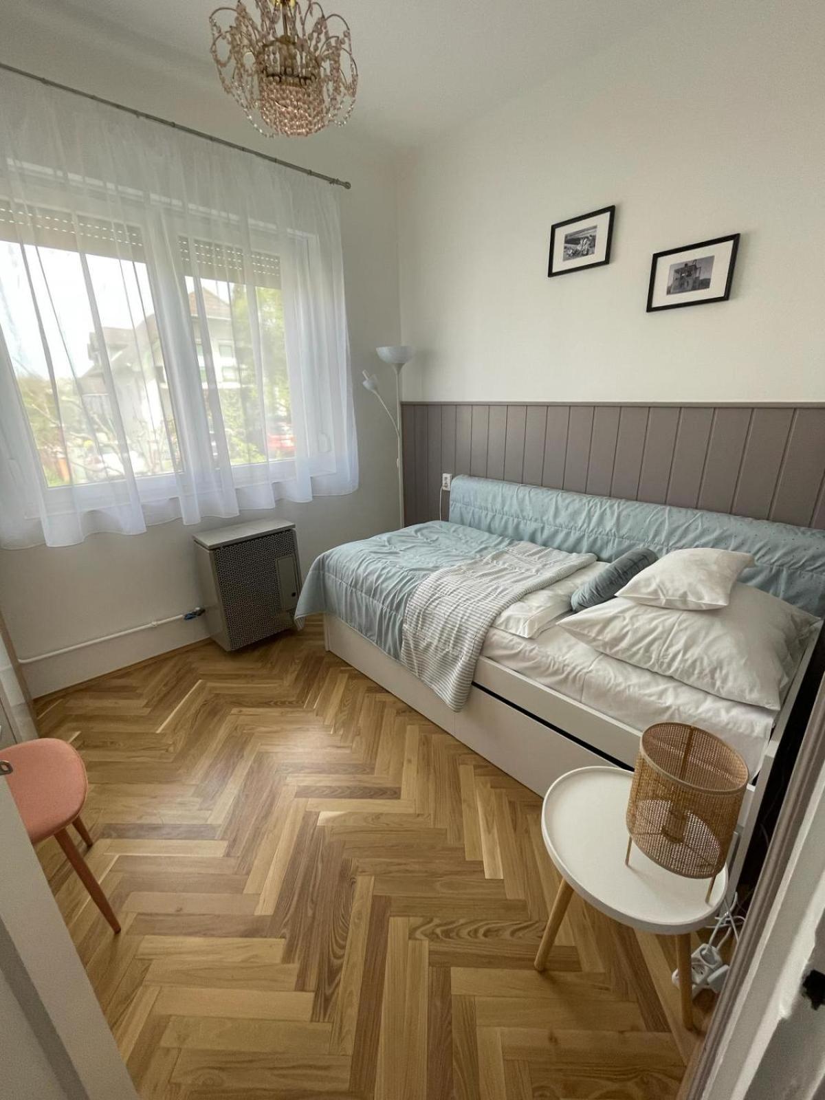 Two-Bedroom Apartment with Terrace photo 3