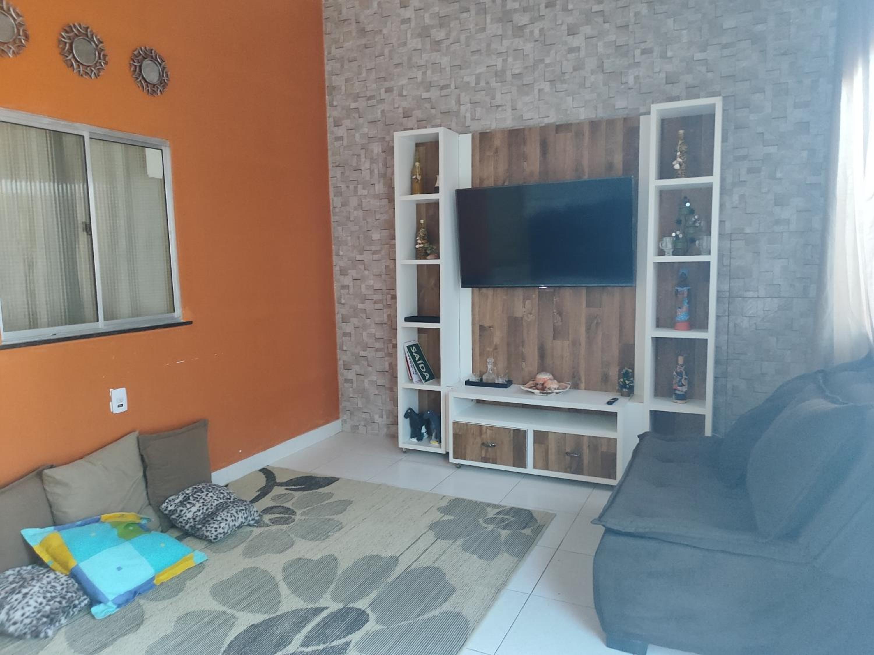Two-Bedroom House photo 3