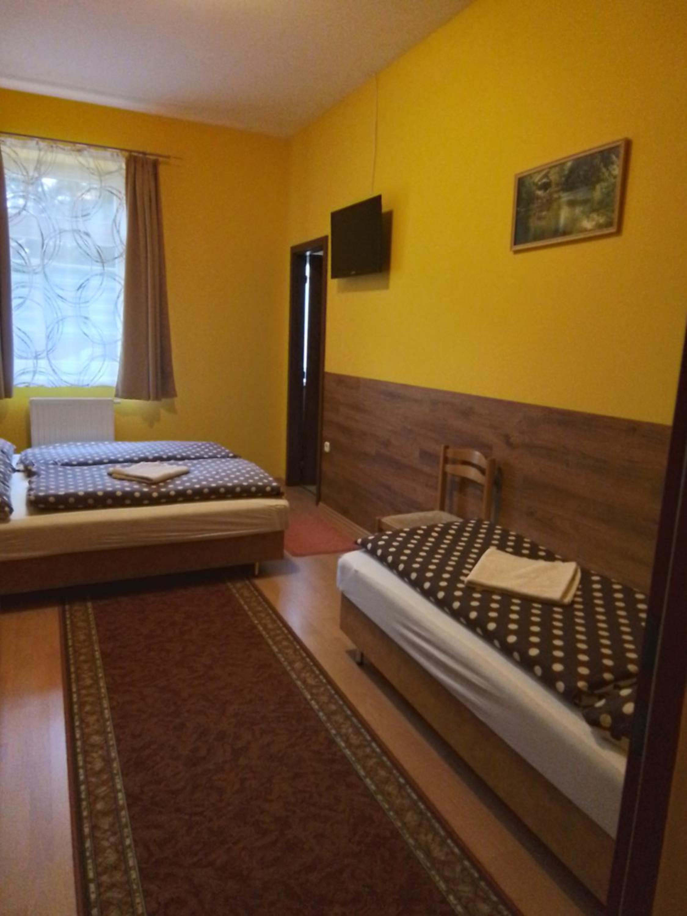 Double Room - Photo 1