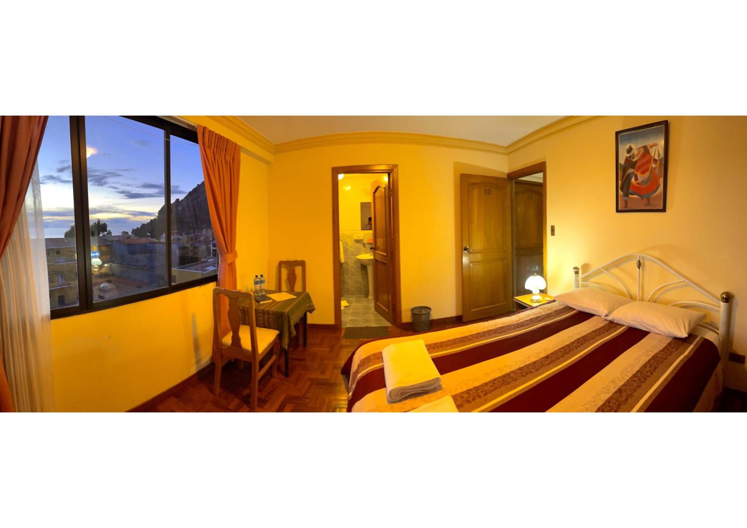 Single Room with Private External Bathroom photo 3
