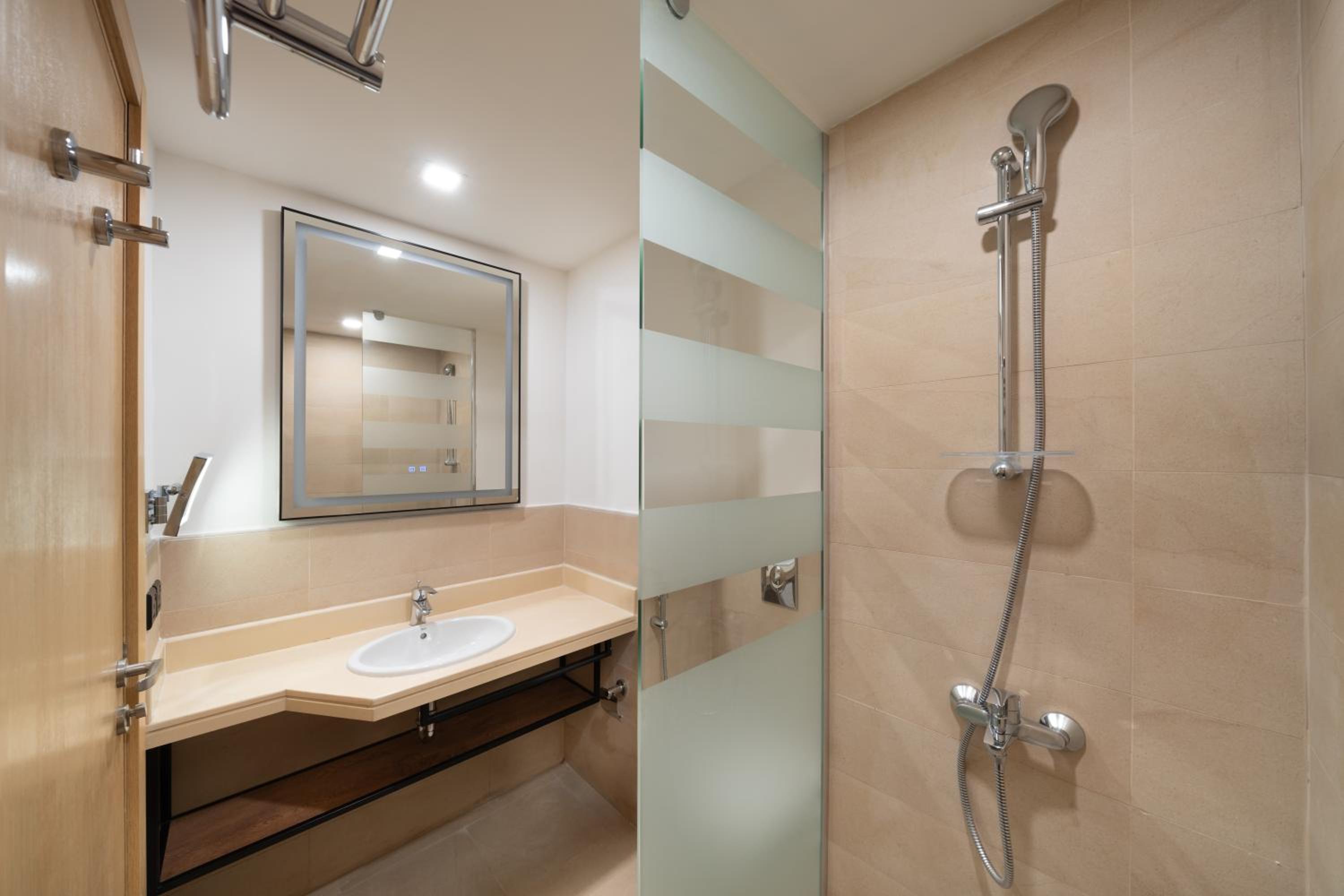 Superior Room - Photo 2