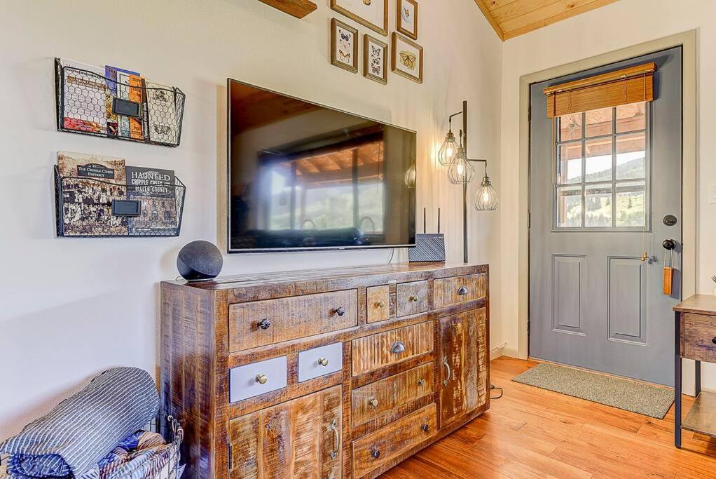Two-Bedroom House photo 1