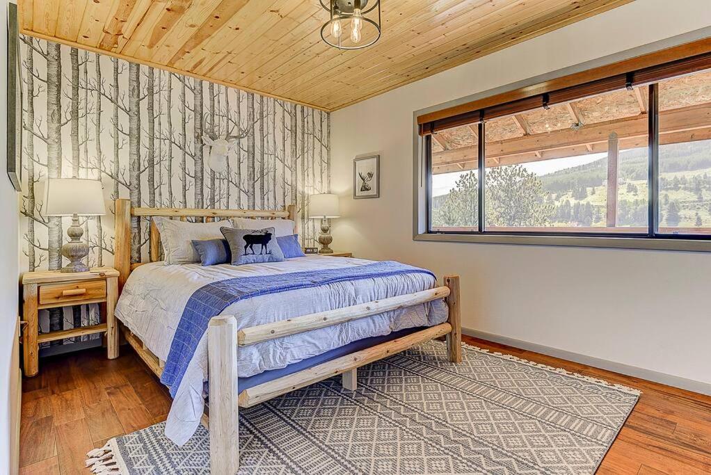 Two-Bedroom House photo 2