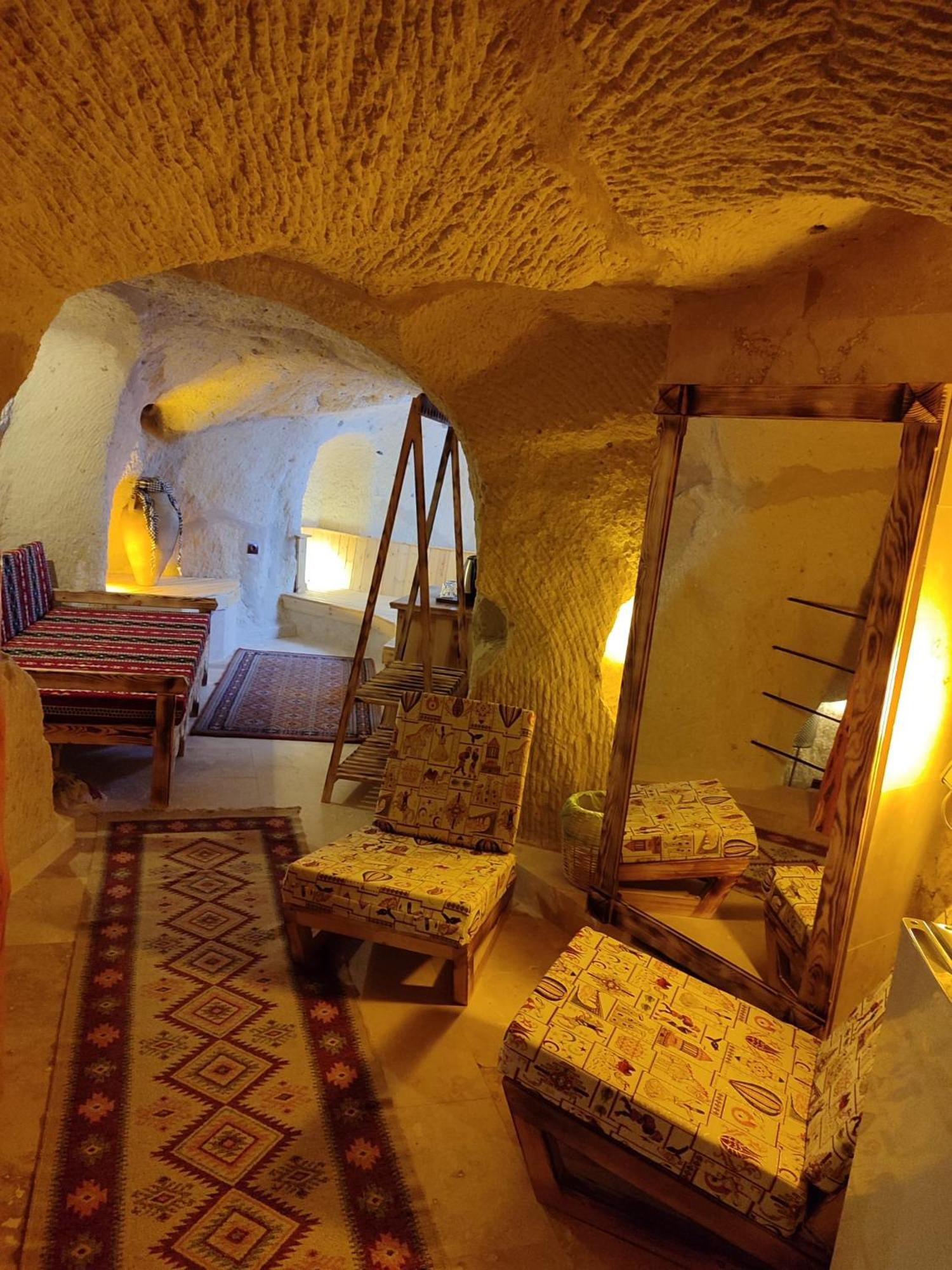 Quadruple Room - Photo 11