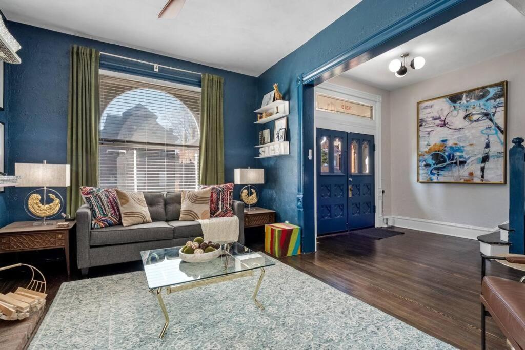 Four-Bedroom Vacation Home photo 2