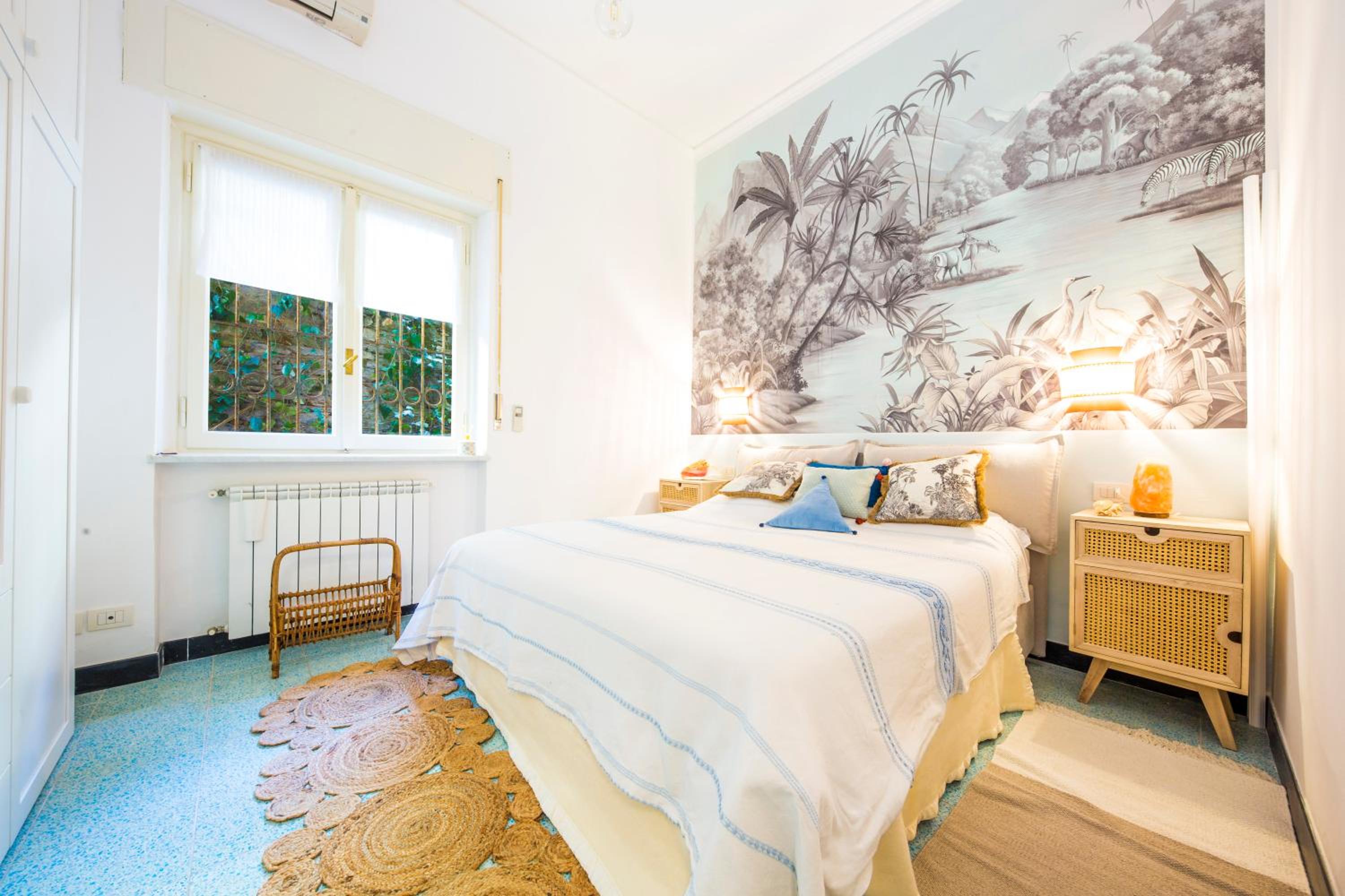 One-Bedroom Apartment - Sea View