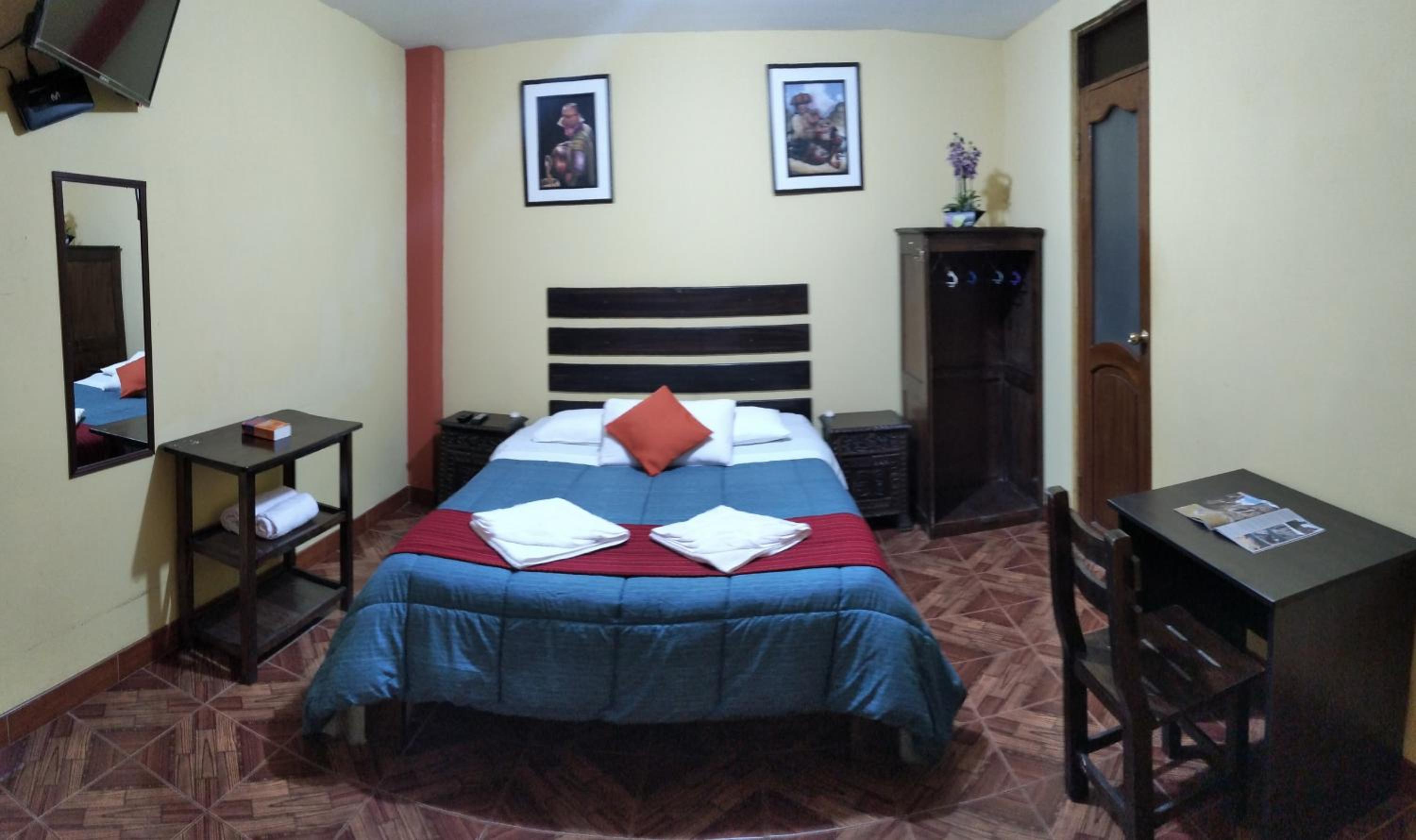 Double Room With Private Bathroom photo 1