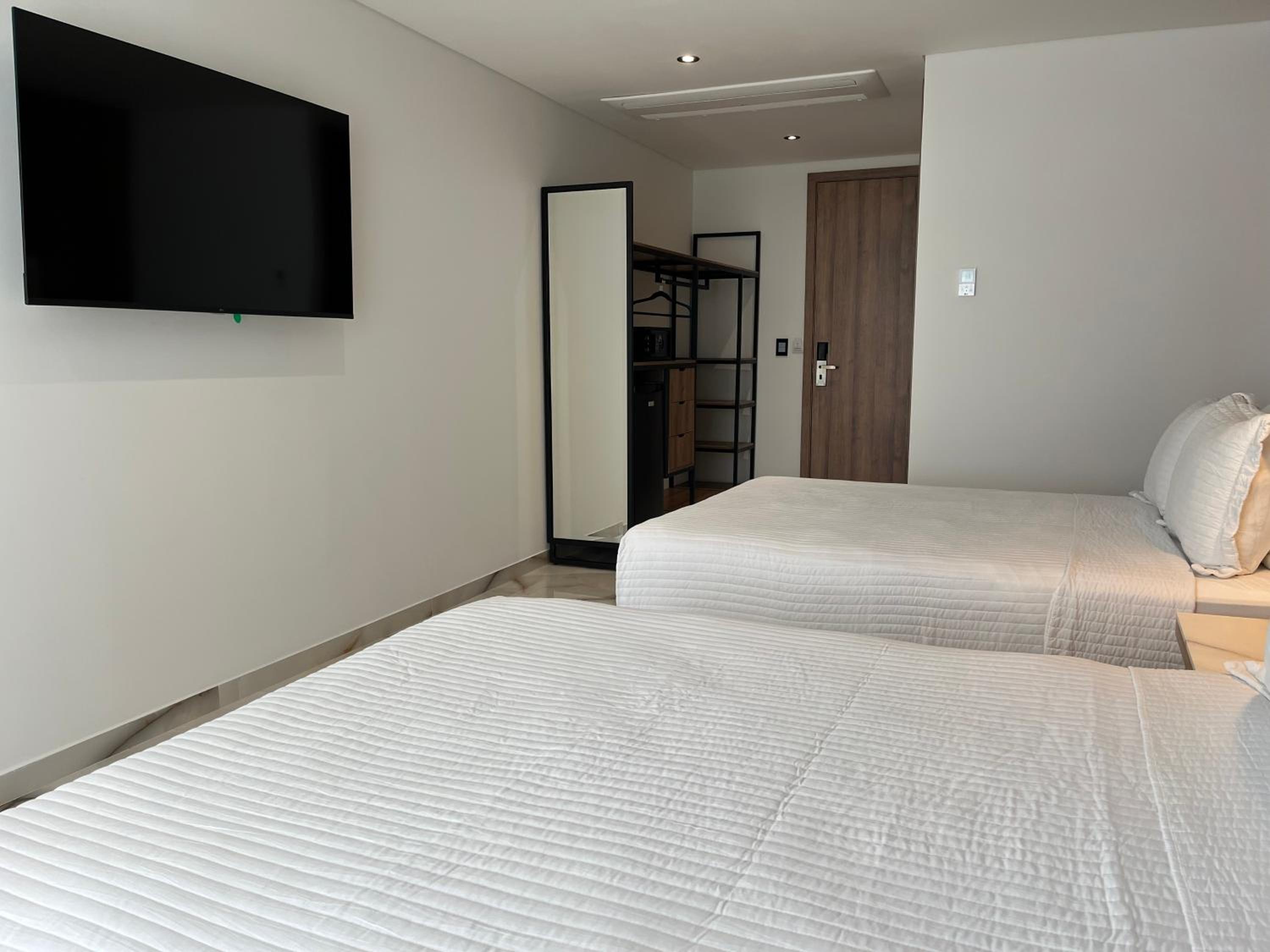 Standard Quadruple Room photo 2