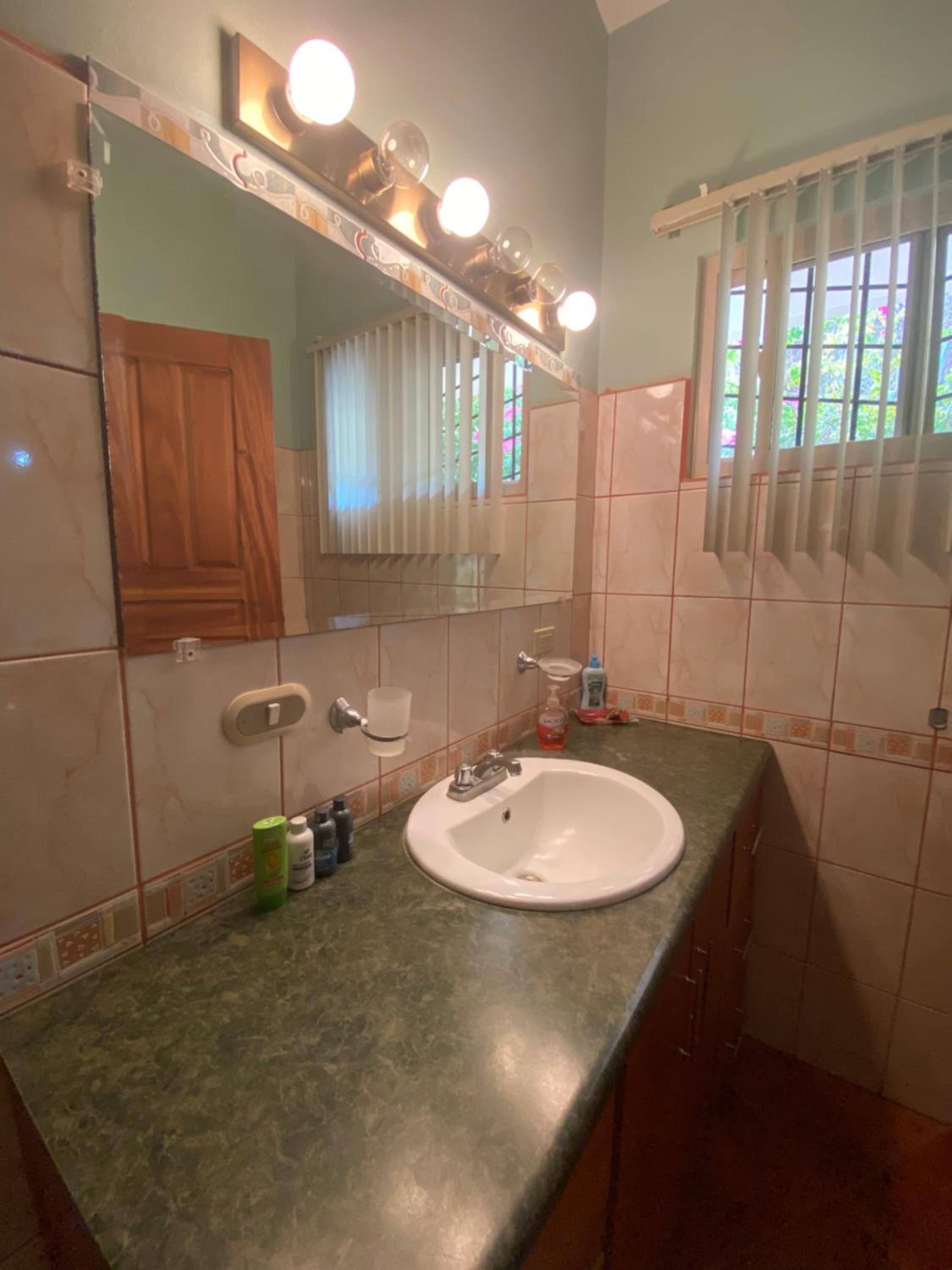 Three-Bedroom Villa photo 3
