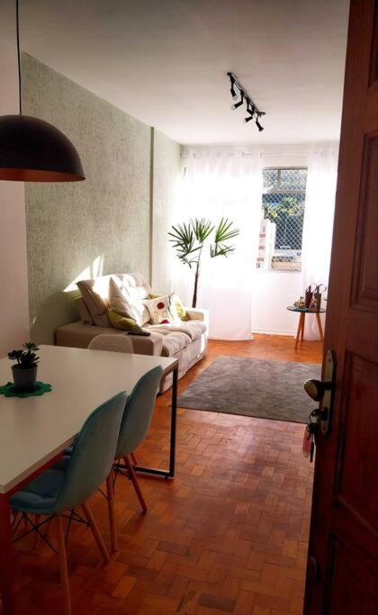 Three-Bedroom Apartment photo 2