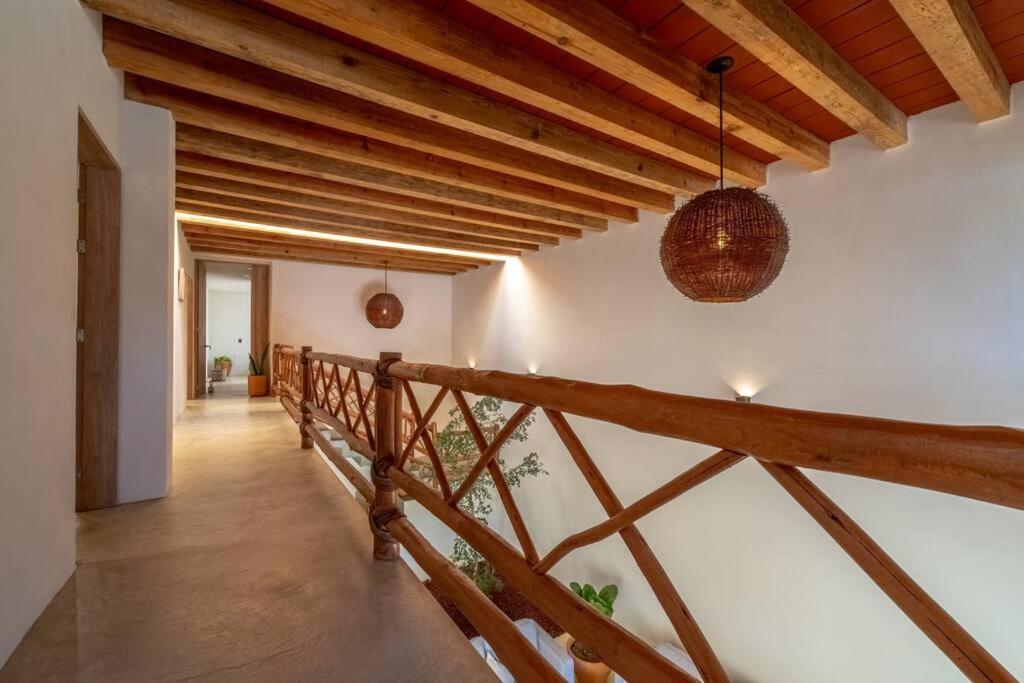 Villa photo 1