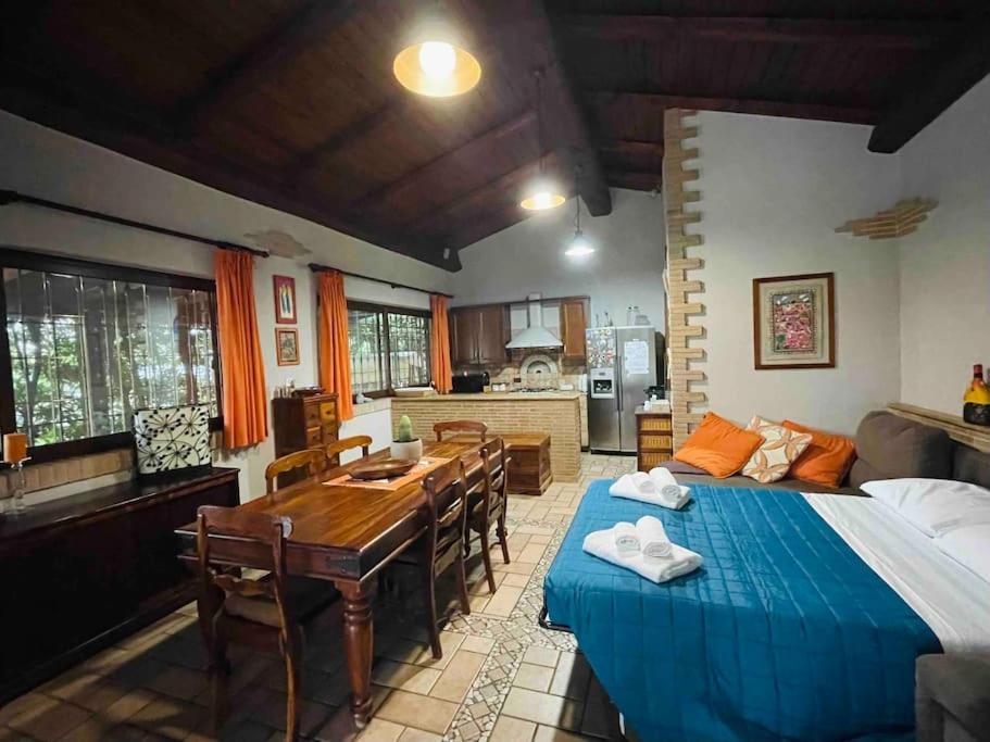 One-Bedroom House photo 3