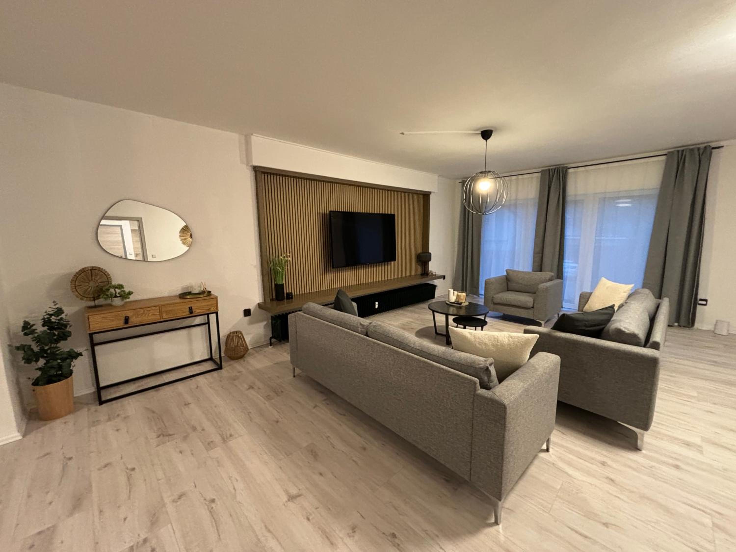 Apartment photo 1