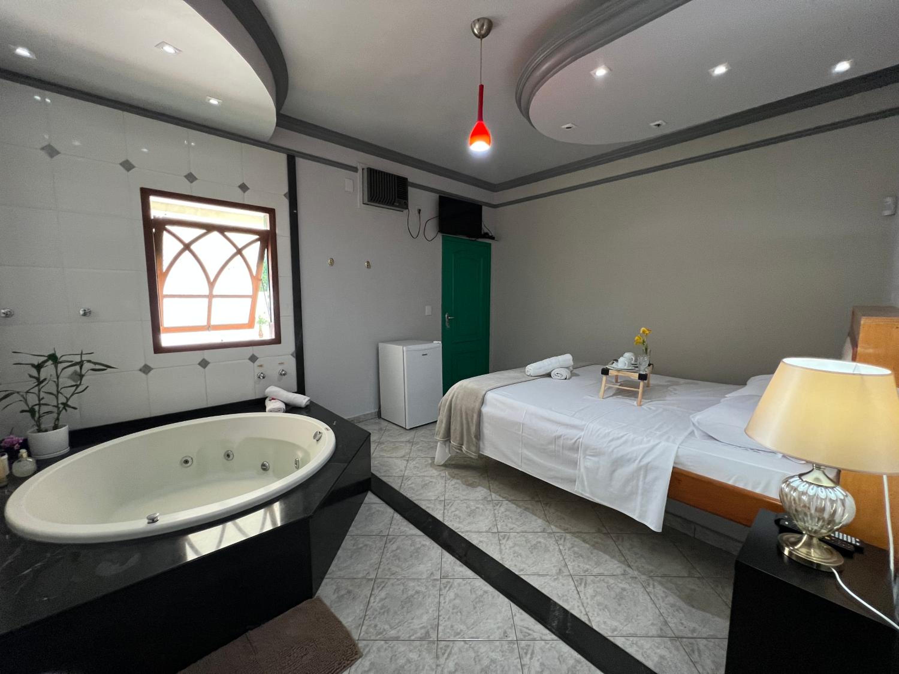 Queen Room With Spa Bath photo 3