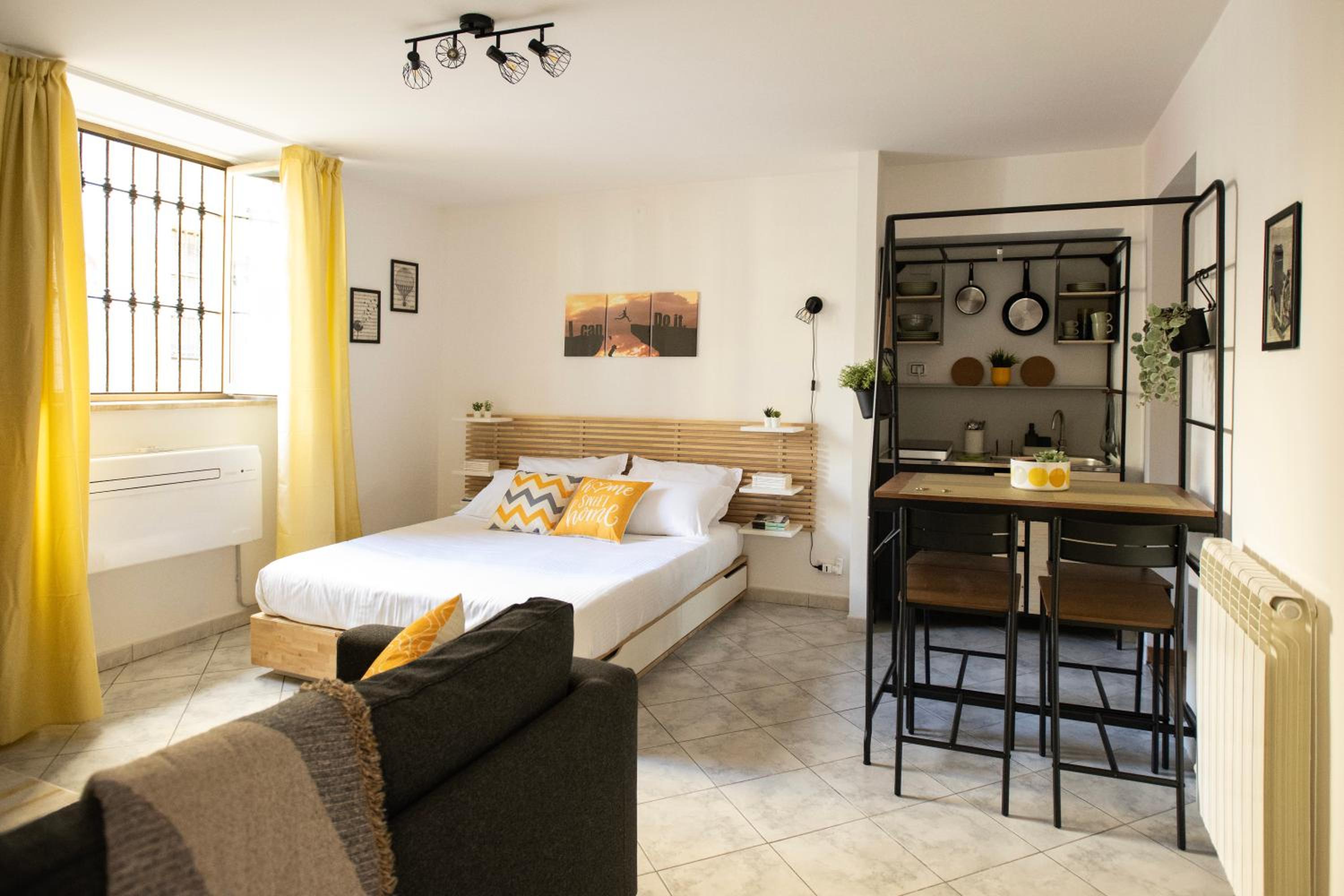 One-Bedroom Apartment
